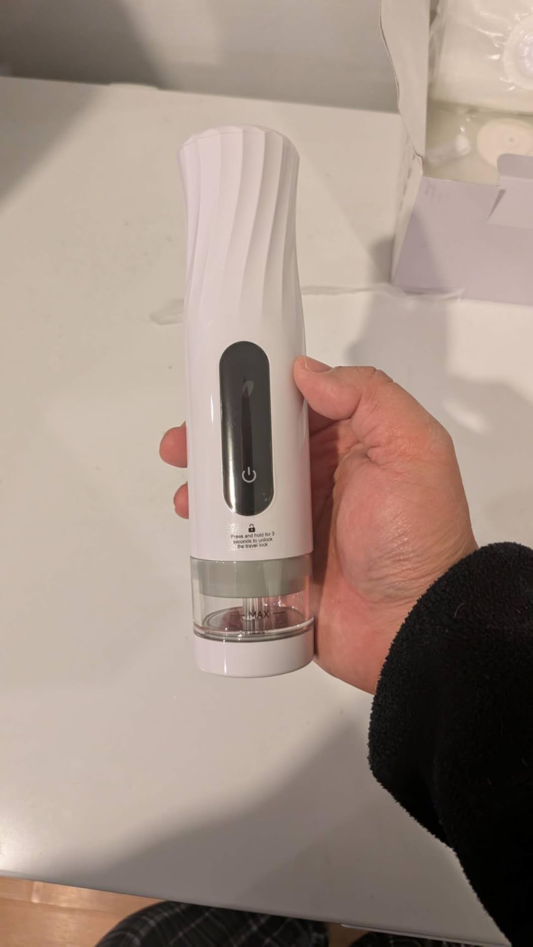 Compact Vacuum Sealer for Food Storage: Portable Handheld Food Sealer, 80kPa Suction, 1800mAh Battery, 30 Reusable Vacuum Bags, Preserve 5X Freshness with Easy Operation customer photo 2