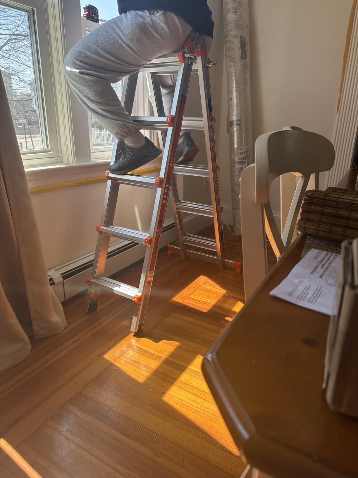 LEVELEVE Telescoping A Frame Ladder, 17FT Multi Position Ladder with Stabilizer Bar & Wheels,330 lbs Security Load for Stairs Home Indoor Outdoor Roof customer photo 2