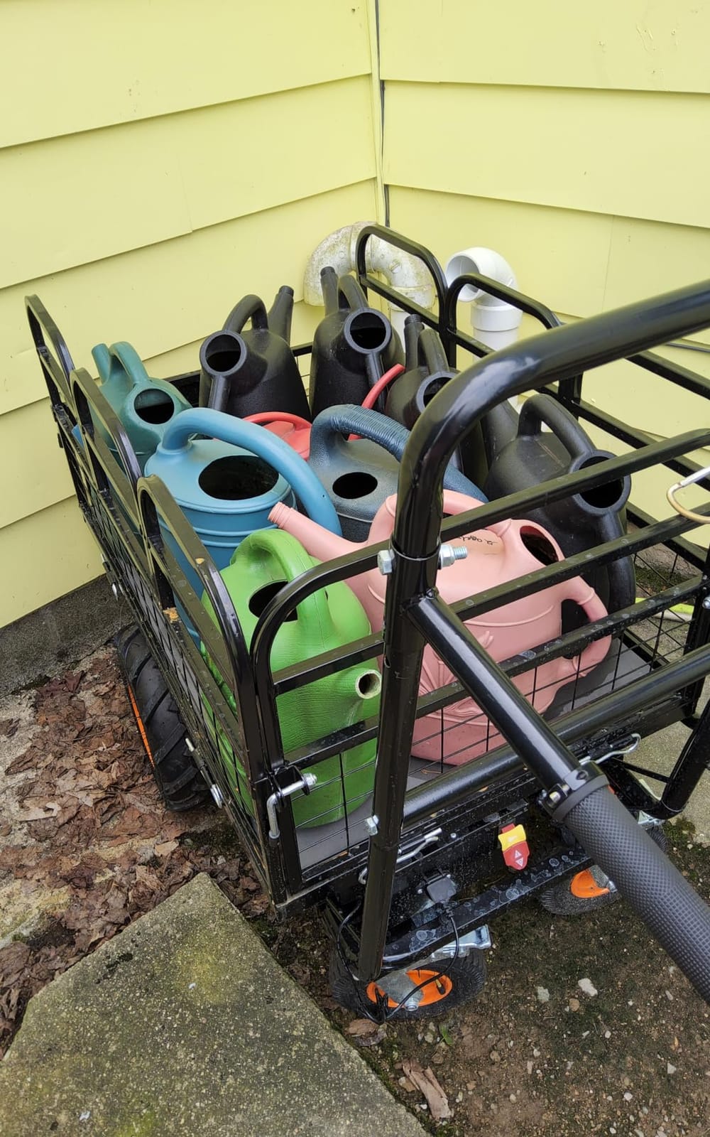VEVOR Electric Utility Cart, 36V 432Wh Battery Powered Electric Wagon, 500W Power Wheelbarrow with Brake, 660 lbs Load Heavy Duty Steel Garden Cart for Farm and Yard All Purpose Modular Cargo Bed customer photo 1