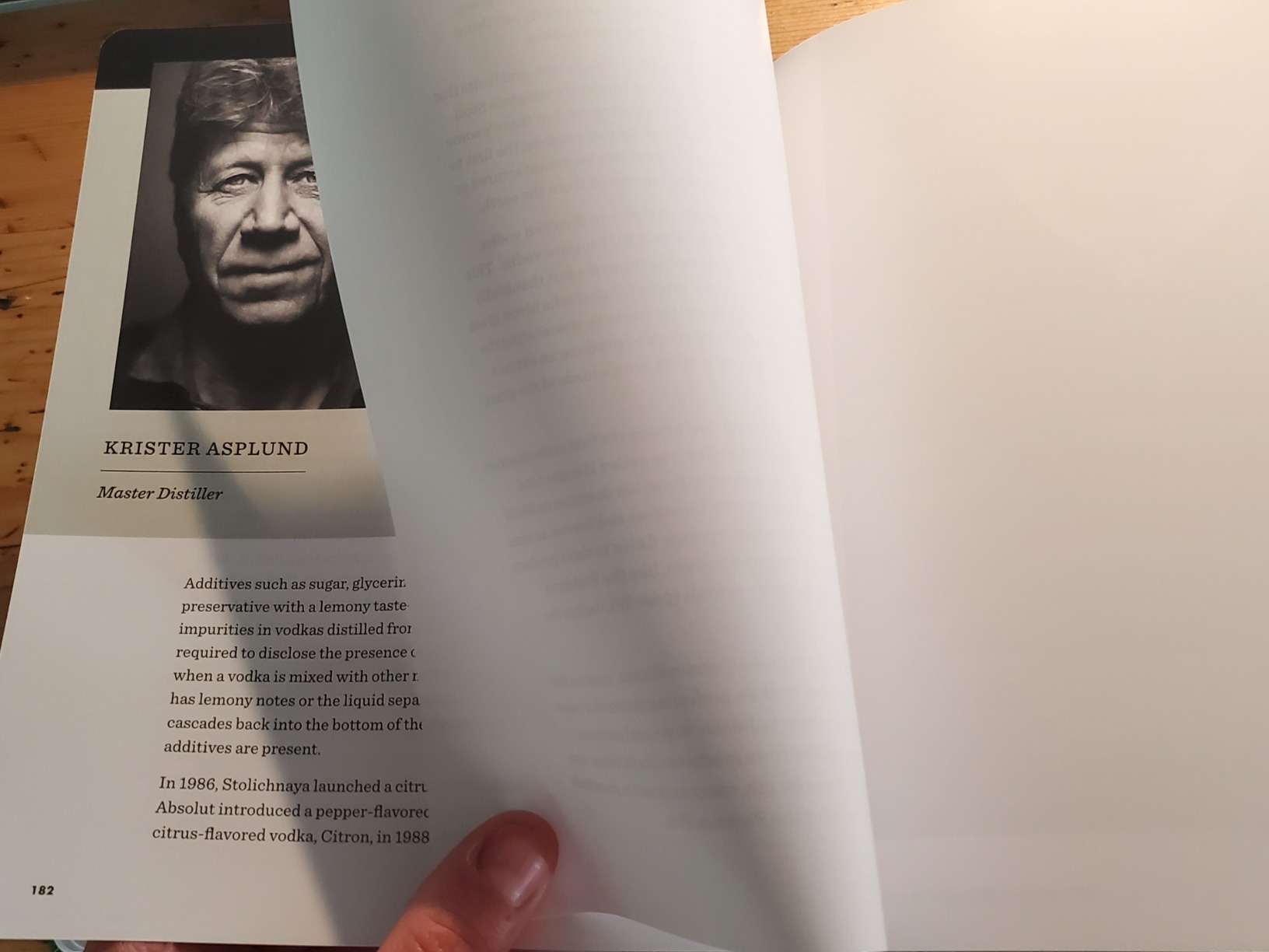 Meehan's Bartender Manual: [A Cocktail Reference and Recipe Book] customer photo 2