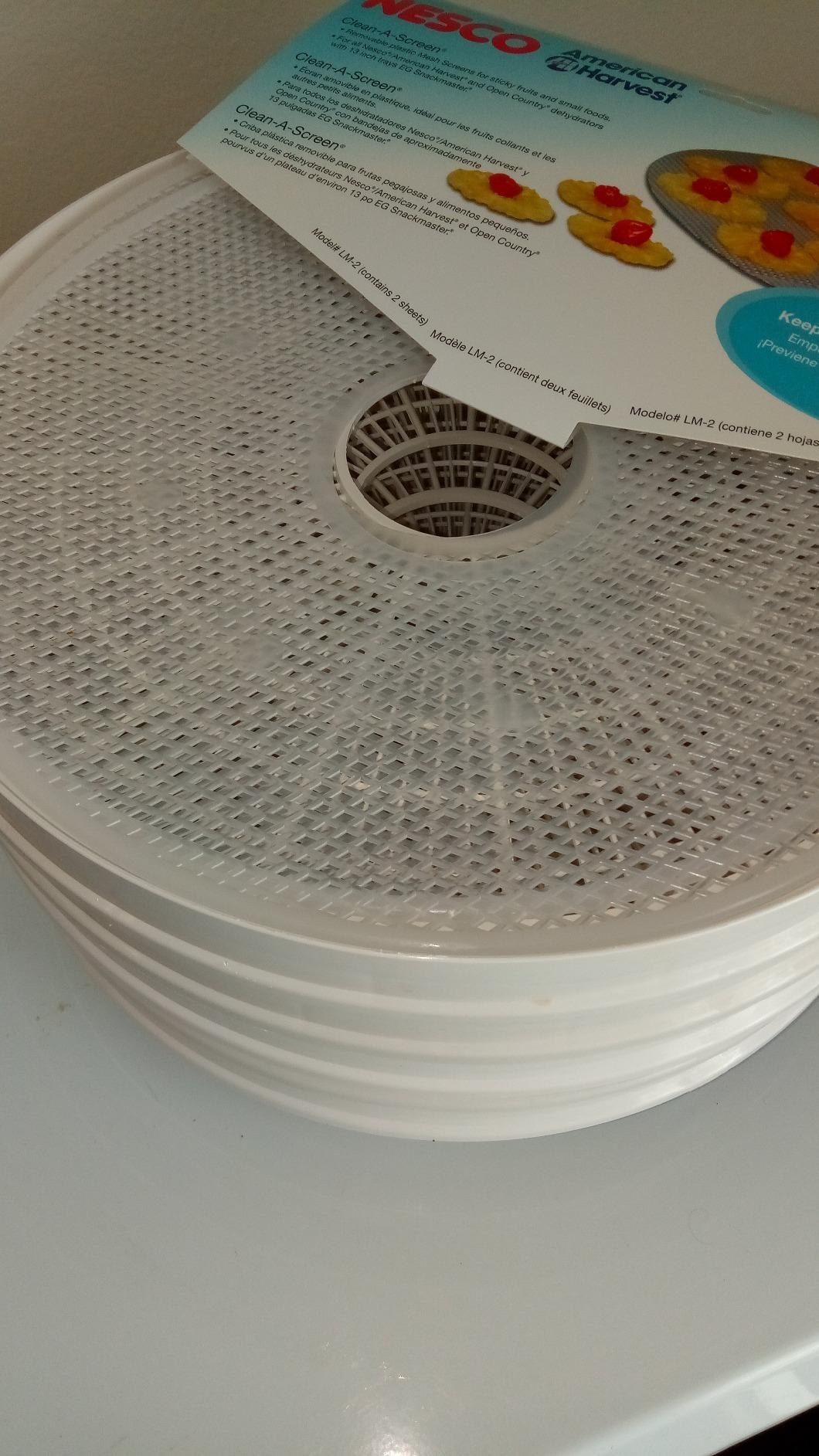 NESCO LM-2-6 Round Plastic Mesh 13 1/2
