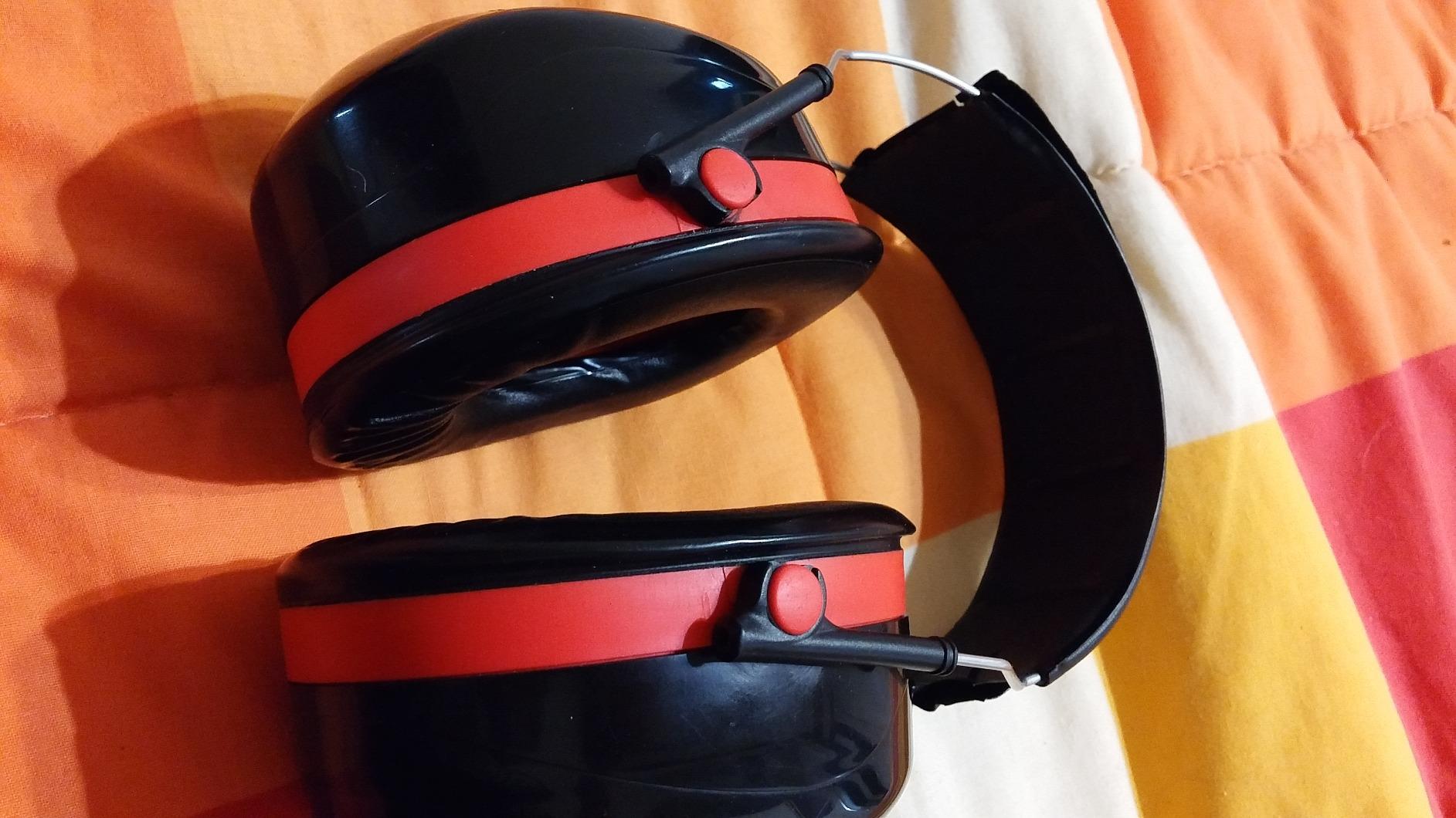 3M PELTOR Hearing Protection Optime 105 Earmuffs, E-A-Rfit Compatible, Assembly, Sanding, Grinding customer photo 2