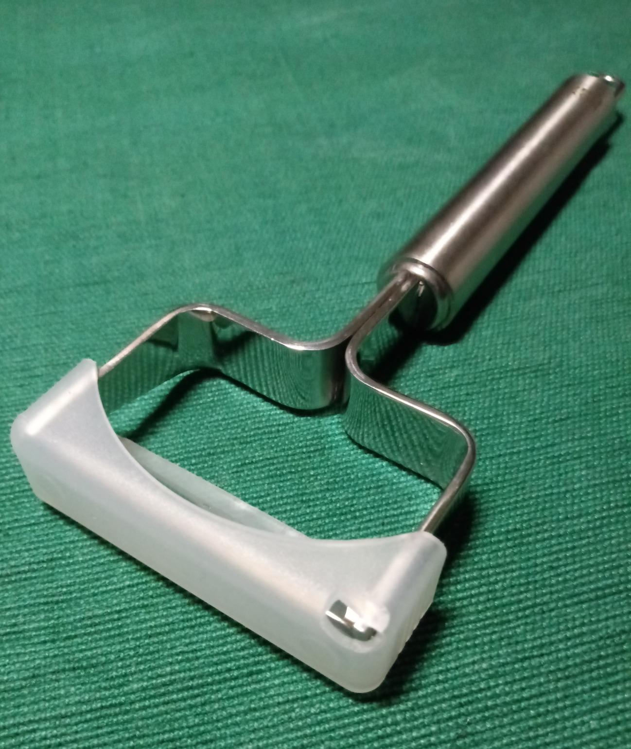 Kuhn Rikon Julienne Peeler with Blade Protector, Stainless Steel Handle customer photo 2