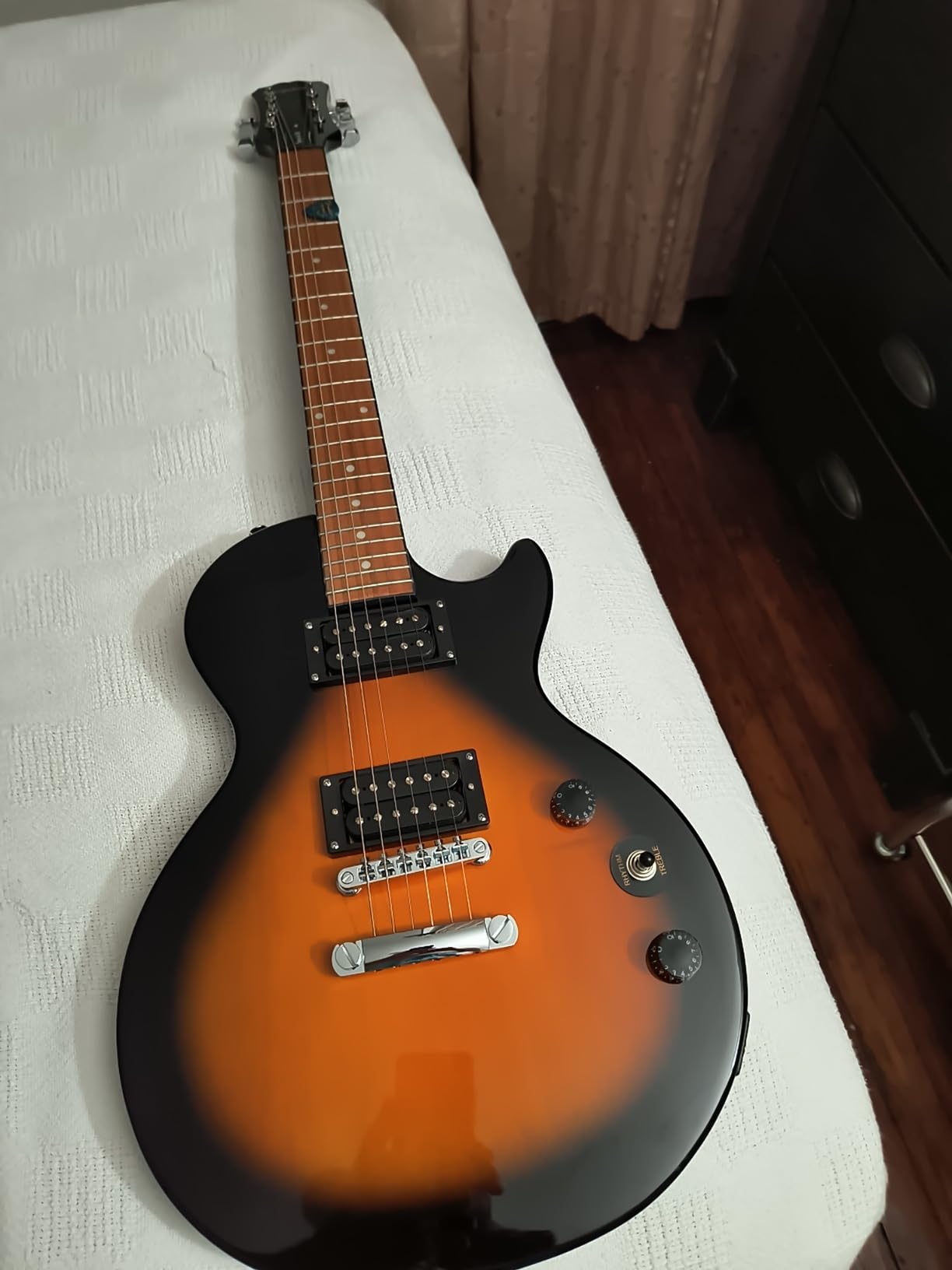 Epiphone Les Paul Special II, Heritage Cherry Sunburst customer photo 2