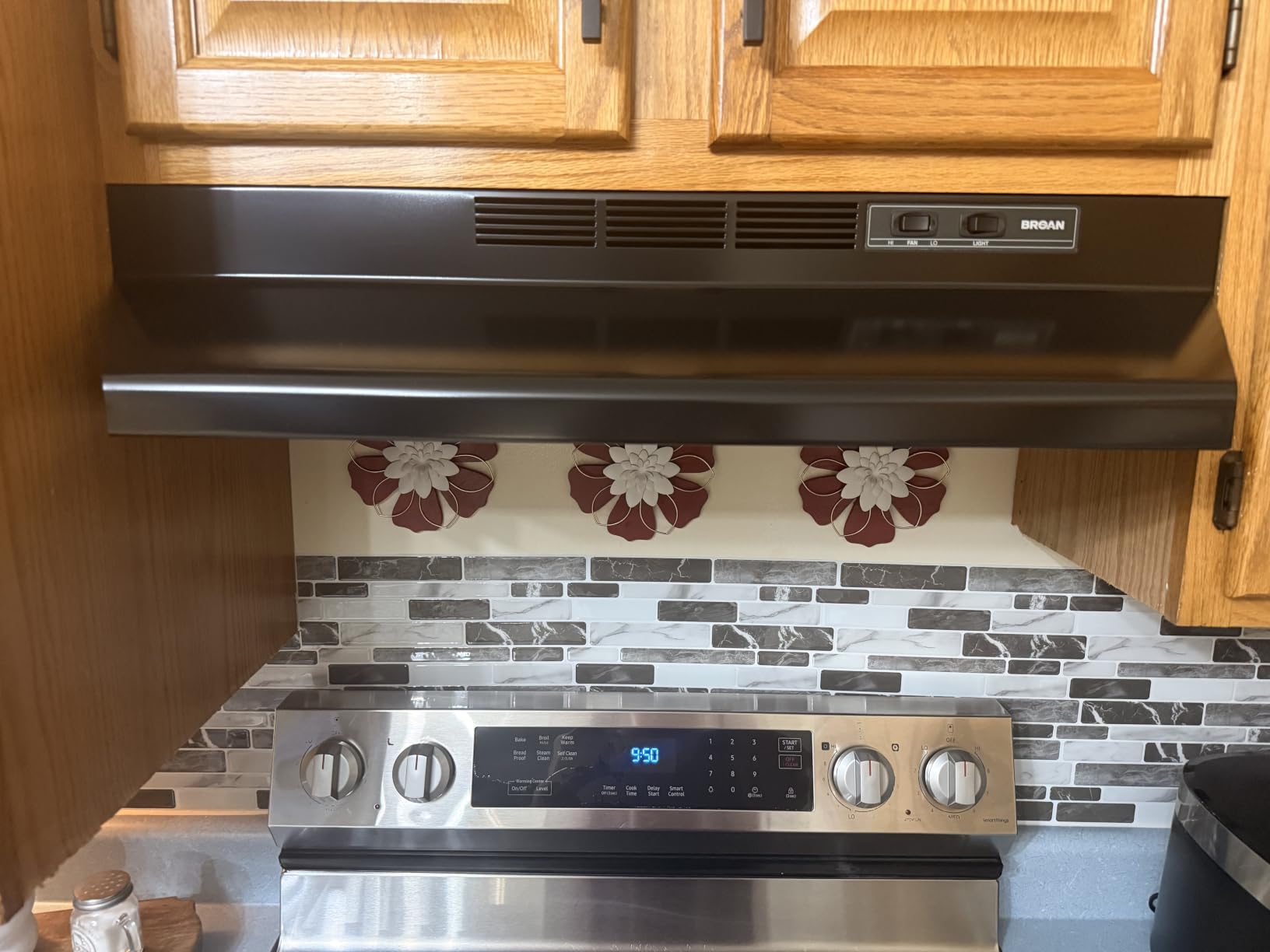 Broan-NuTone Ductless Range Hood with Lights, 30-Inch, White, 413001 | Under Cabinet Exhaust Fan for Kitchen Ventilation customer photo 2