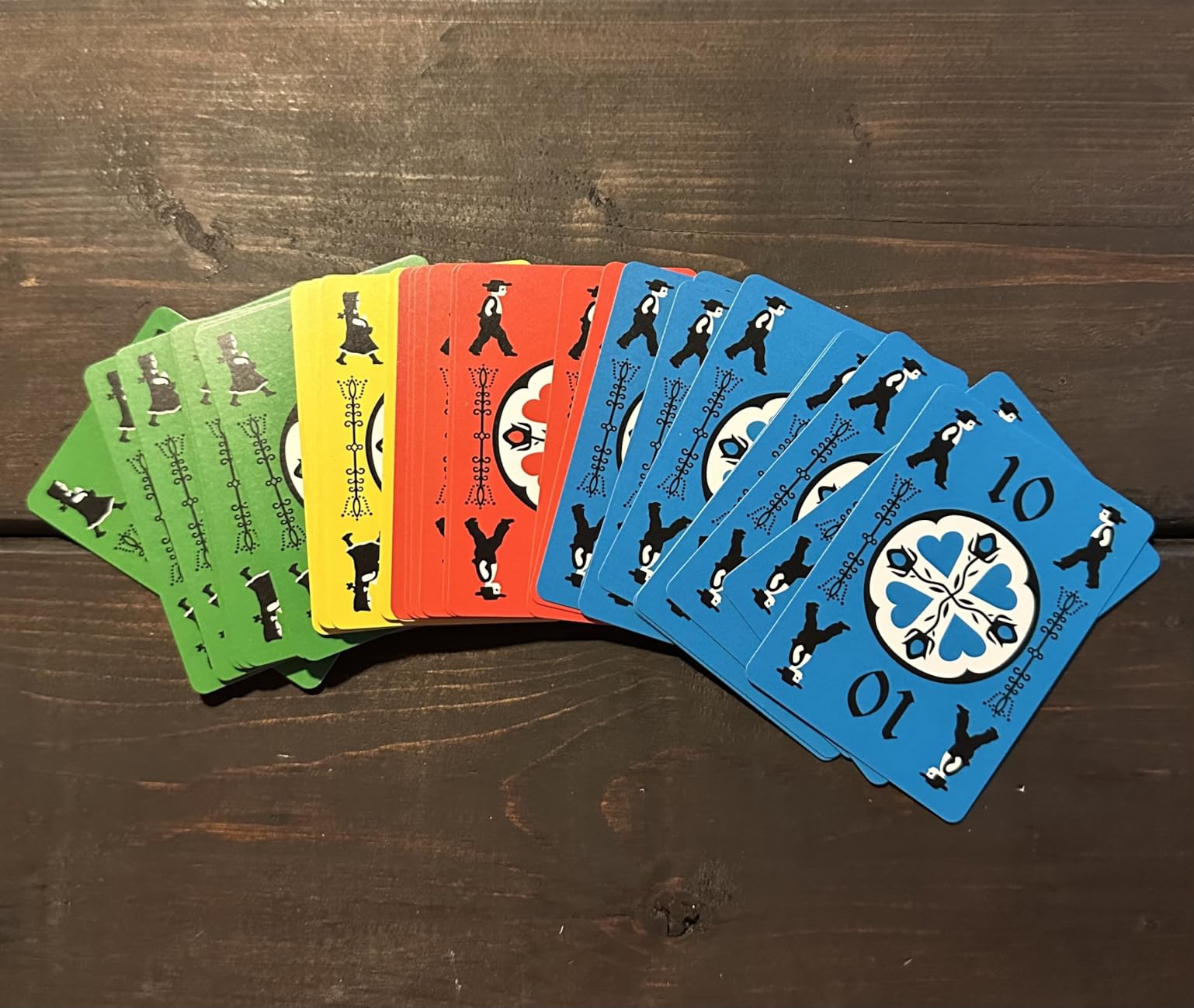 Dutch Blitz Card Game - Original Fast Paced Family Game with 160 Cards customer photo 1