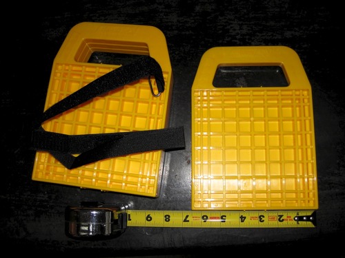 Camco RV Stabilizing Jack Pads - 4-Pack - Made in the USA | Features Interlocking Design & Includes Handy Strap for RV Storage - Molded of Strong UV Stabilized Polypropylene (44595) customer photo 1