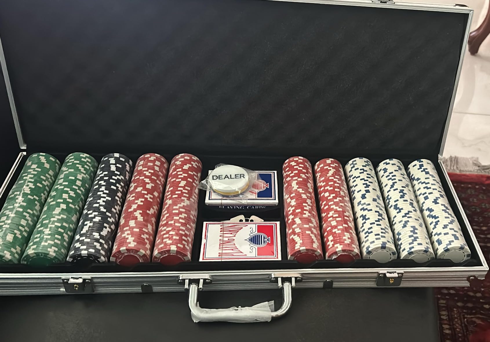 Poker Chip Set - 11.5g Poker Set with Cards, Buttons, Carrying Case, and 500 Poker Chips for Texas Hold'em and Blackjack Games by Trademark Poker customer photo 2