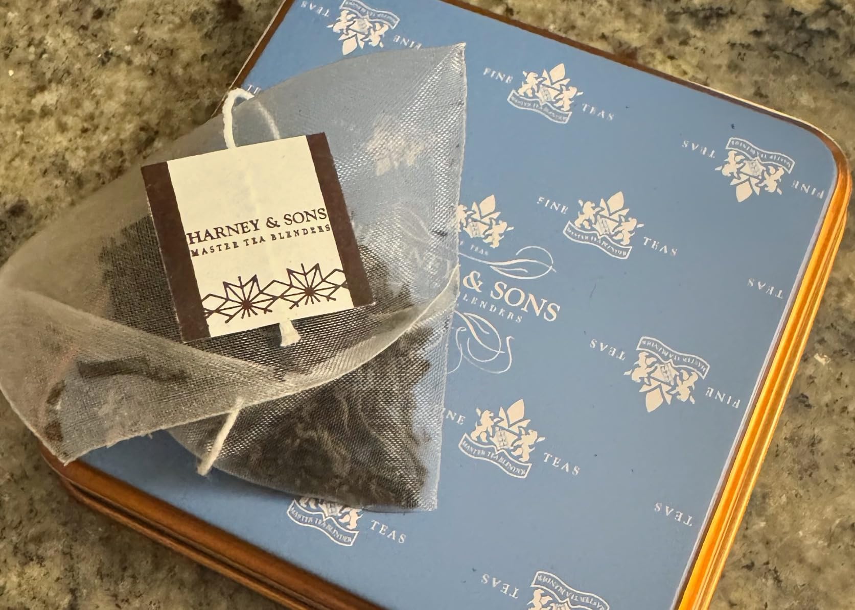 Harney & Sons Earl Grey Supreme, Black Tea, 20 Sachets customer photo 1
