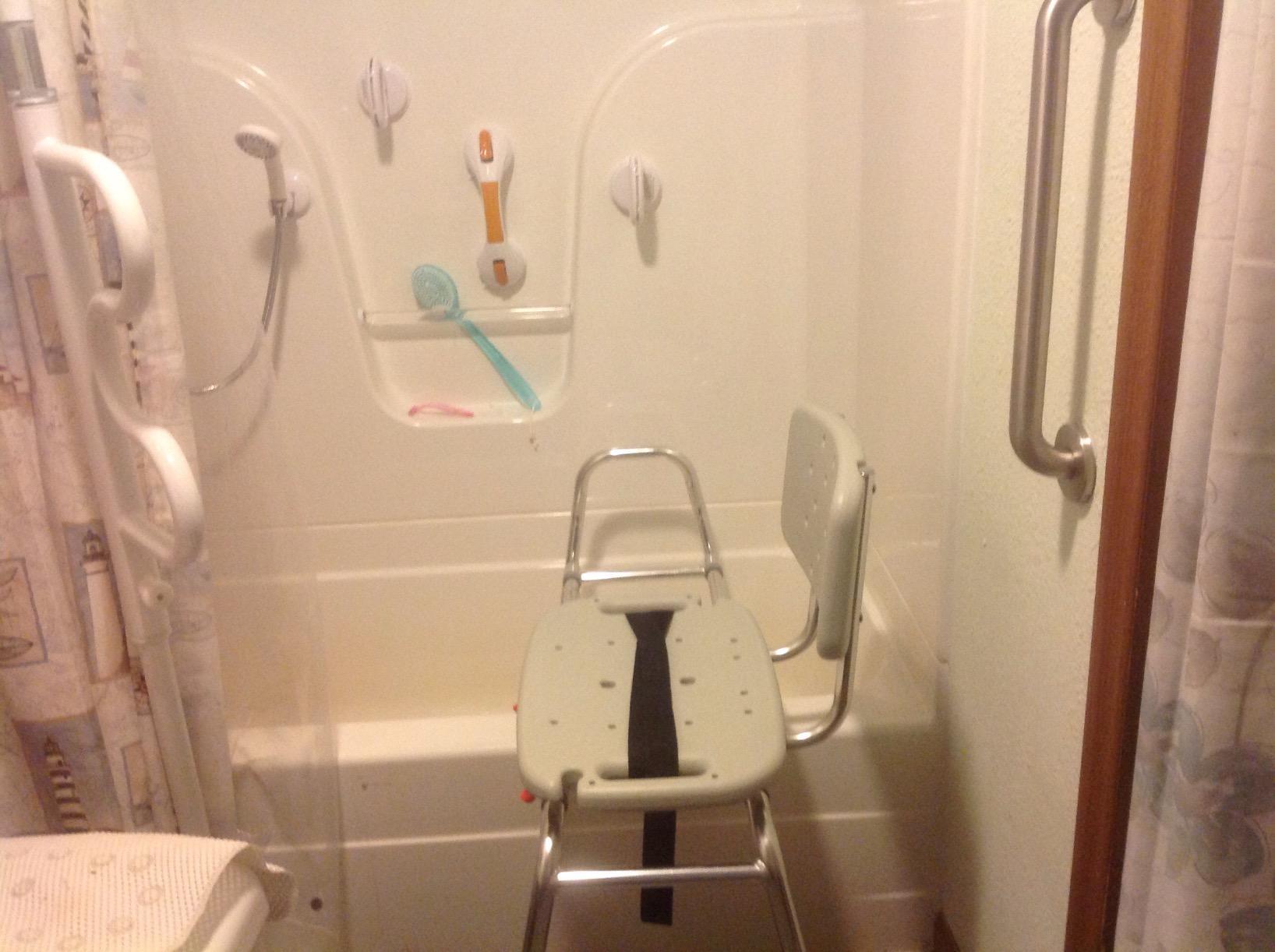 Tub Transfer Bench with Swivel Seat, for Elderly & Disabled, Standard customer photo 2