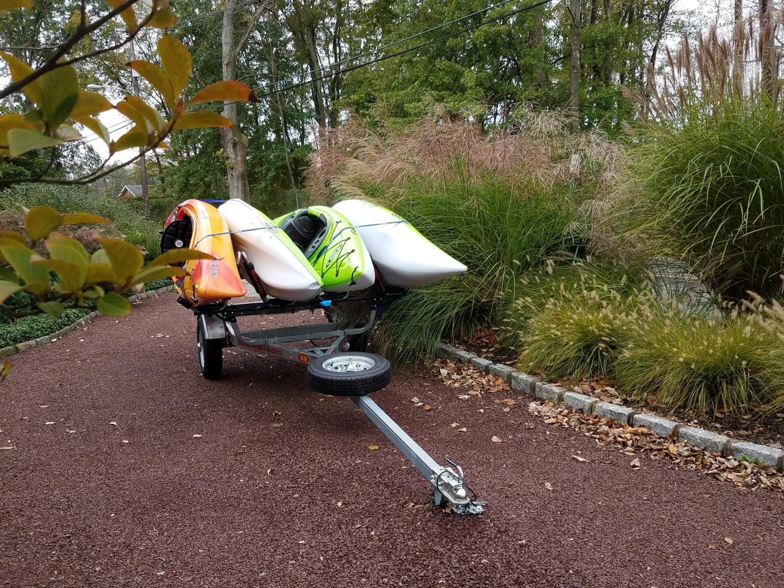 Malone MPG462G2 MicroSport 4 Kayak Trailer with 4 J-Rack Kayak Carriers & Spare Tire | 20' / 800 lbs Capacity | Fully Submersible | Marine Grade Galvanized Steel Construction customer photo 2
