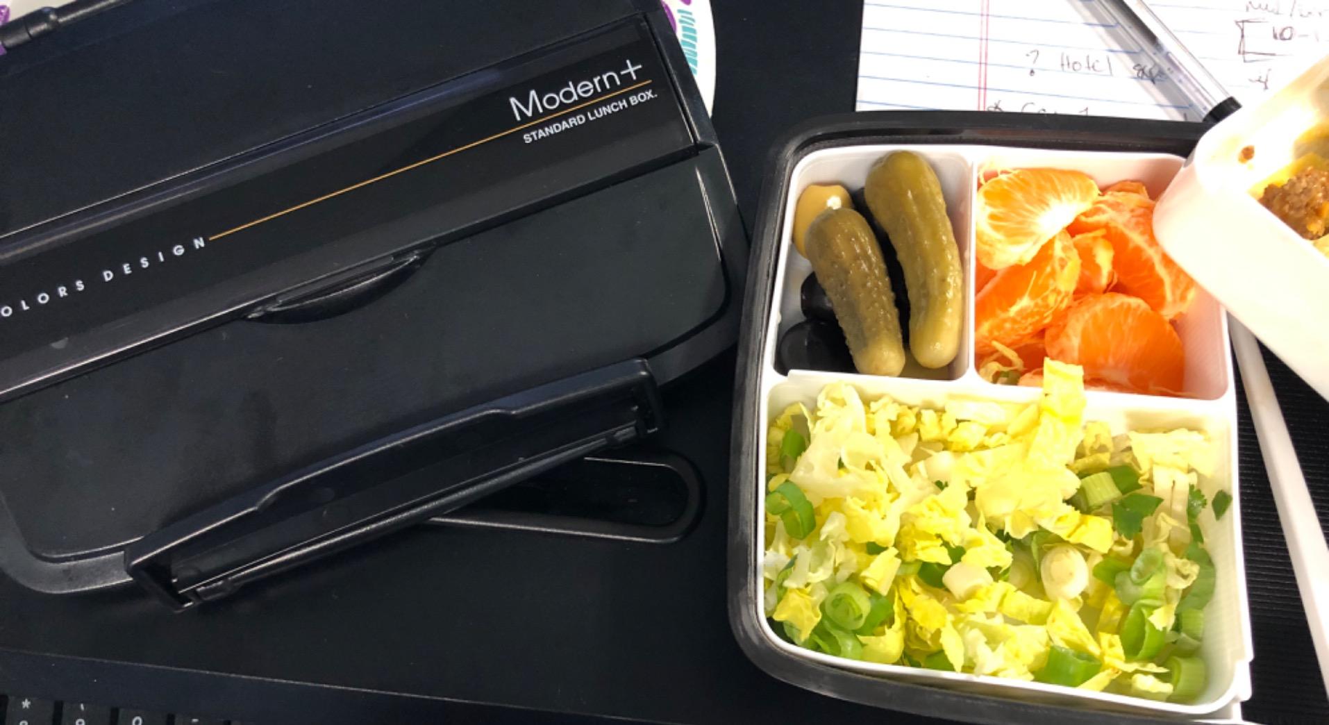 Skater Japanese Modern/Traditional Compartmental Bento Box with Chopsticks, 870 ml, Made in Japan customer photo 1