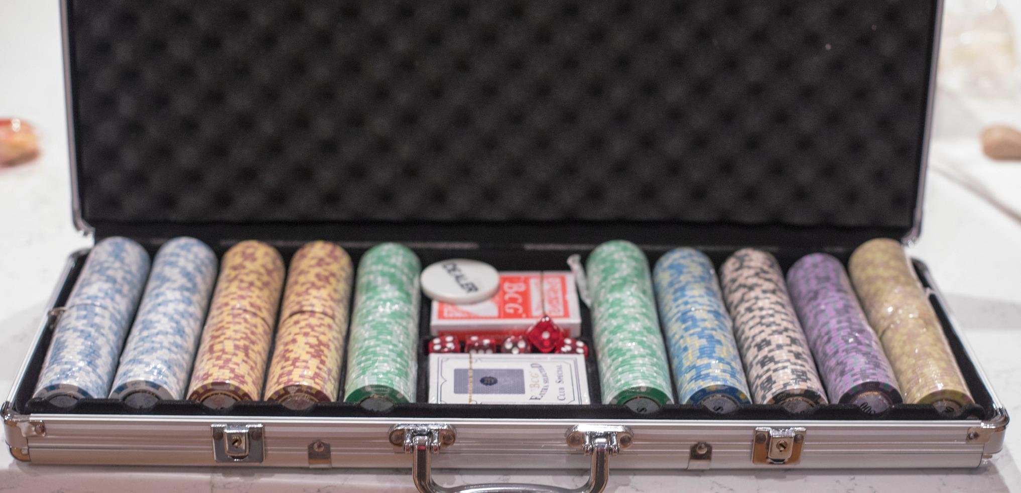 Versa Games Poker Chip Set - Casino Grade 13.5g Poker Chips, 7 Color Chip Denomination - 2 Decks of Cards, Dice, Dealer Button 13.5g Clay Monte Carlo Poker Chips Set customer photo 1