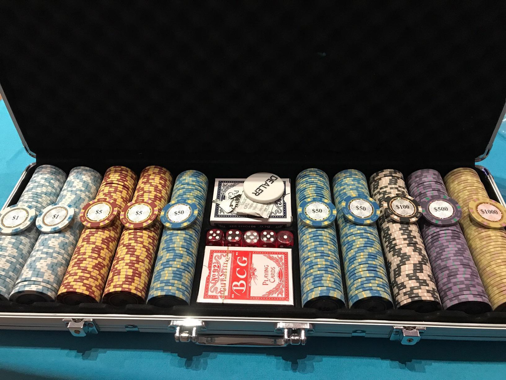 Versa Games Poker Chip Set - Casino Grade 13.5g Poker Chips, 7 Color Chip Denomination - 2 Decks of Cards, Dice, Dealer Button 13.5g Clay Monte Carlo Poker Chips Set customer photo 2