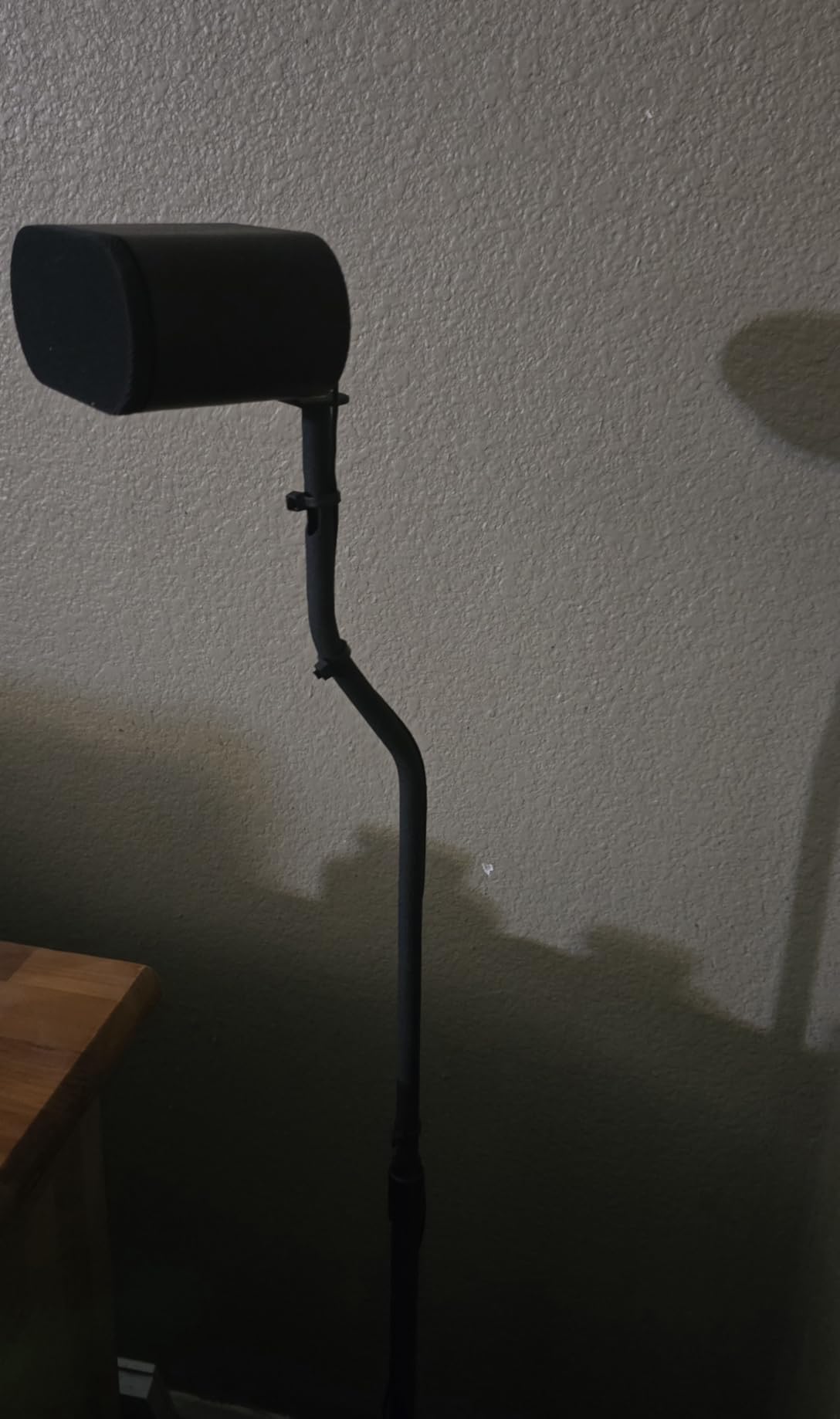 SANUS Speaker Stands Pair for Satellite & Bookshelf Speakers up to 3.5lbs - 10