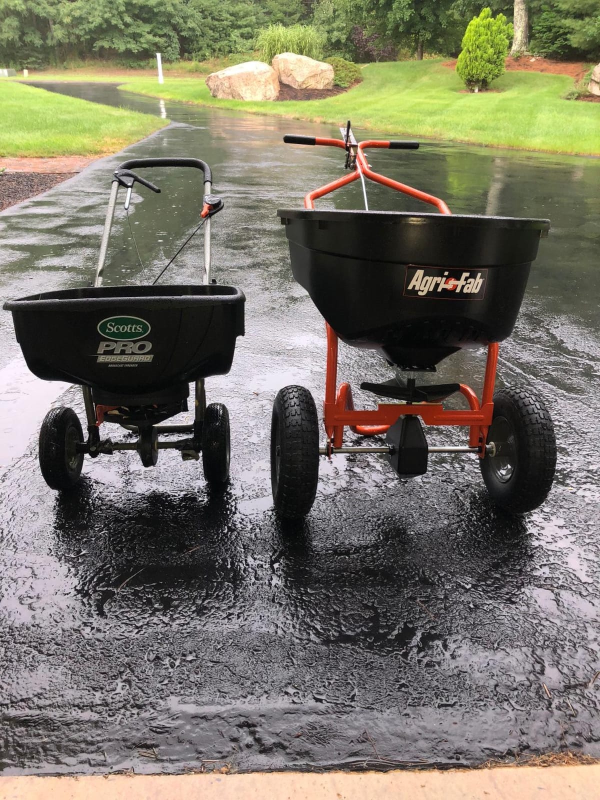 Agri-Fab 45-0462 Push Broadcast Spreader,Orange & Black,130-lb Capacity customer photo 1