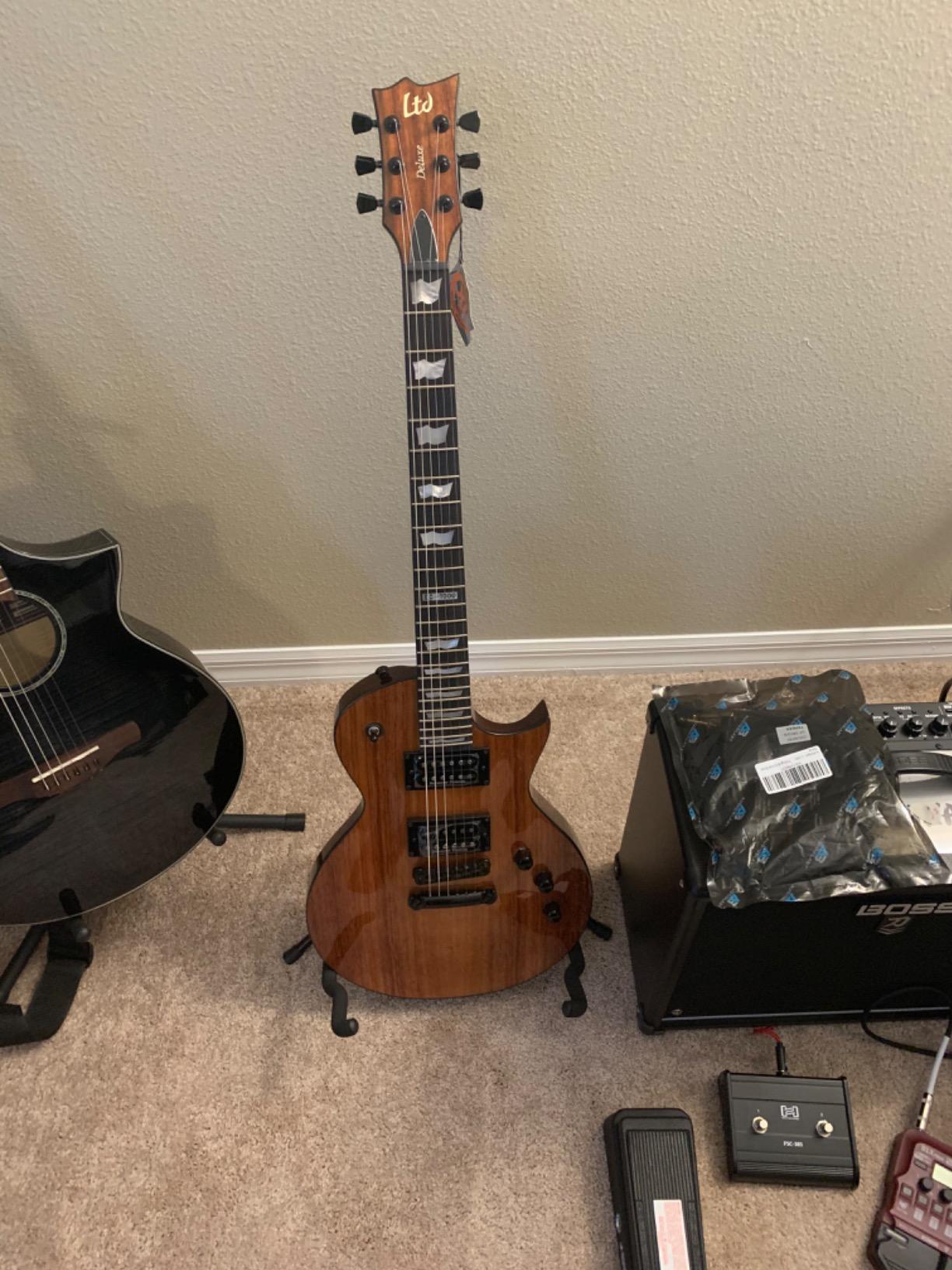 ESP LTD EC-1000 EMG - Vintage Black customer photo 2