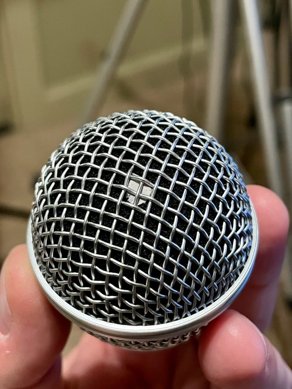 Pyle Microphone, Dynamic Cardioid, XLR Cable Included, Unidirectional, Rugged Construction, Built-in Pop Filter, Perfect for Stage & Studio customer photo 1