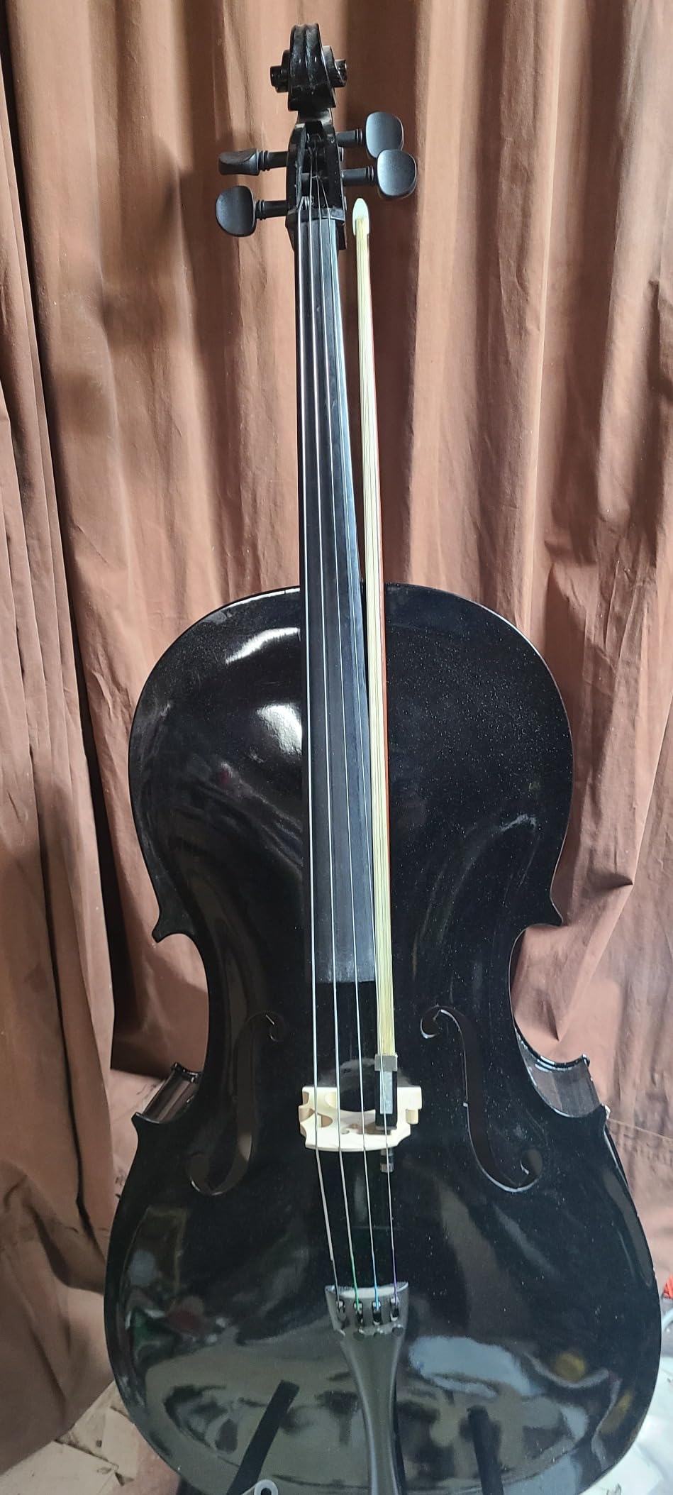 Cecilio 4/4 Full Size Cello Kit for Beginners, Spruce Top Acoustic Cello, Cello Kit with Bow, Stand, Rosin, Bag, Stringed Music Instruments for School Orchestras, Performances, Black customer photo 1