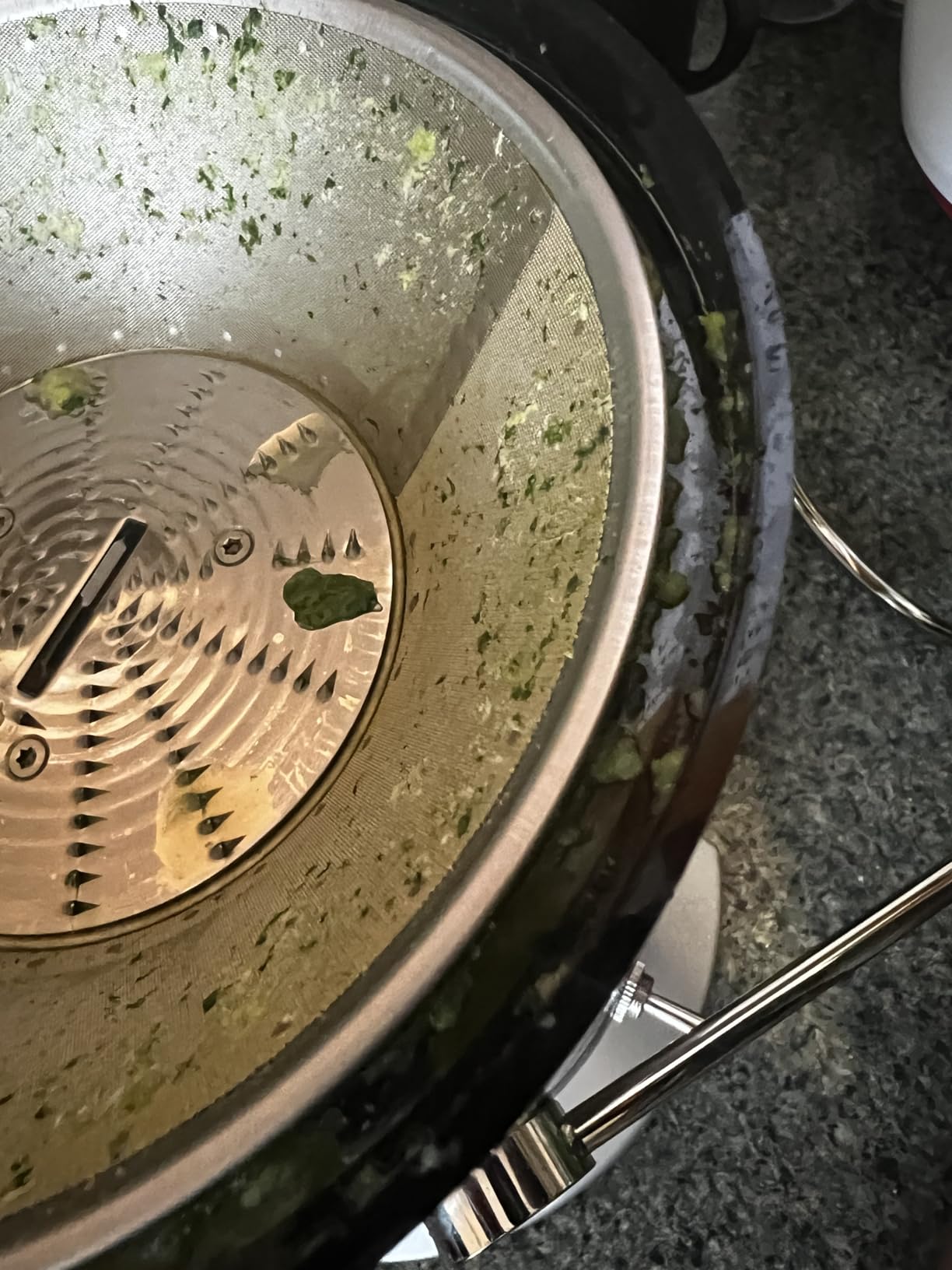 Breville JE98XL Juice Fountain Plus, Silver customer photo 1