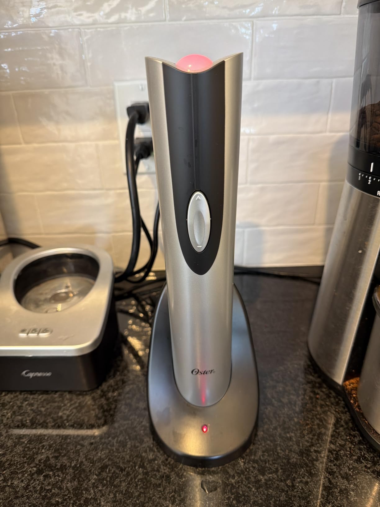 Oster Cordless Electric Wine Bottle Opener with Foil Cutter, Silver customer photo 2