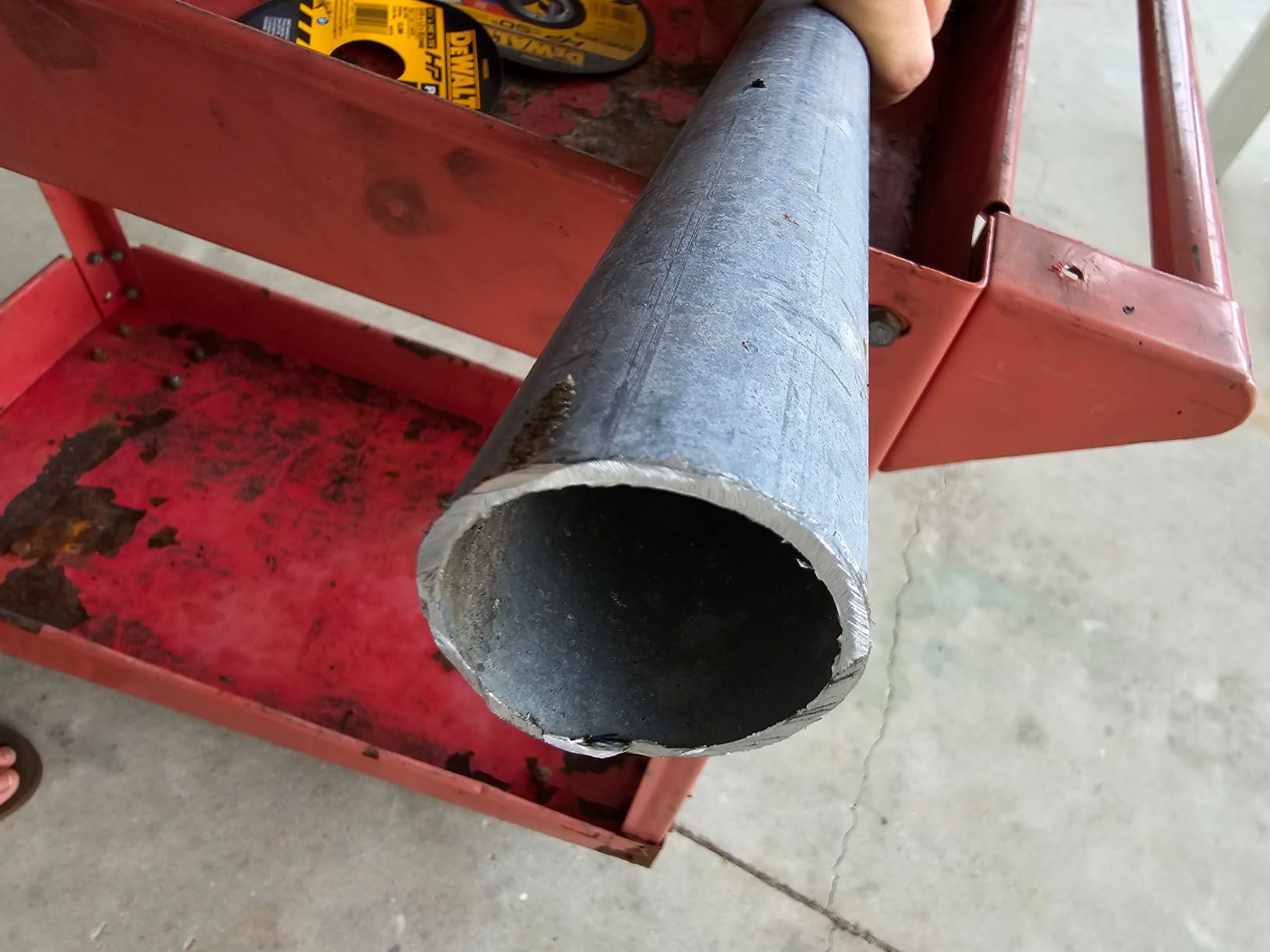 DEWALT 4 1/2 Cut Off Wheel, Angle Grinder Cutting Disc, 5 Pack, Aluminum Oxide Abrasive Chop with 7/8 Arbor for Metal Cutting, Grinding Wheels 4 1/2 in x .045 in (DW8062B5) customer photo 1