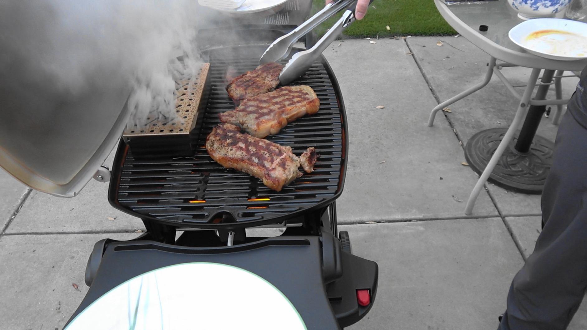 Weber® Premium Universal Smoker Box, Stainless Steel customer photo 2