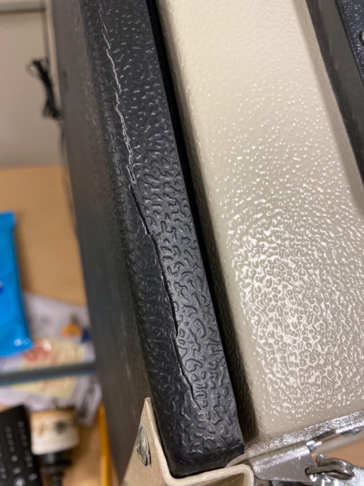 Shop Fox M1114 Benchtop Sandblaster customer photo 1