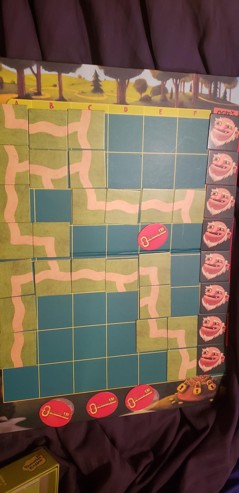 Peaceable Kingdom Race to the Treasure! Cooperative Path Building Game for 2 to 4 Kids Ages 5+ customer photo 1