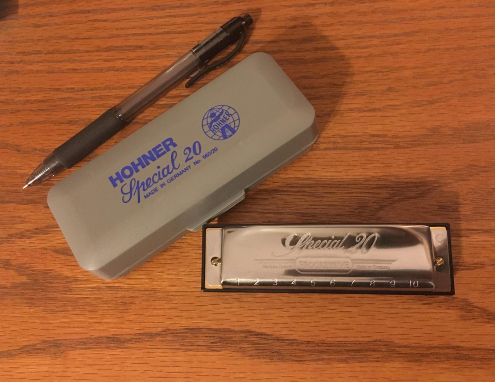 Hohner Special 20 Diatonic Harmonica, C-major - Professional, Responsive Reeds, Injection Molded Plastic Comb with Projecting Mouthpiece customer photo 2