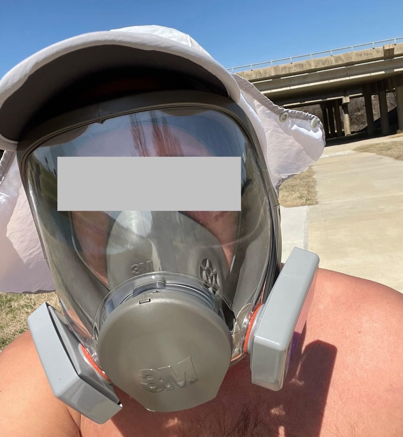 3M Full Facepiece Reusable Respirator 6800, NIOSH, Medium customer photo 1