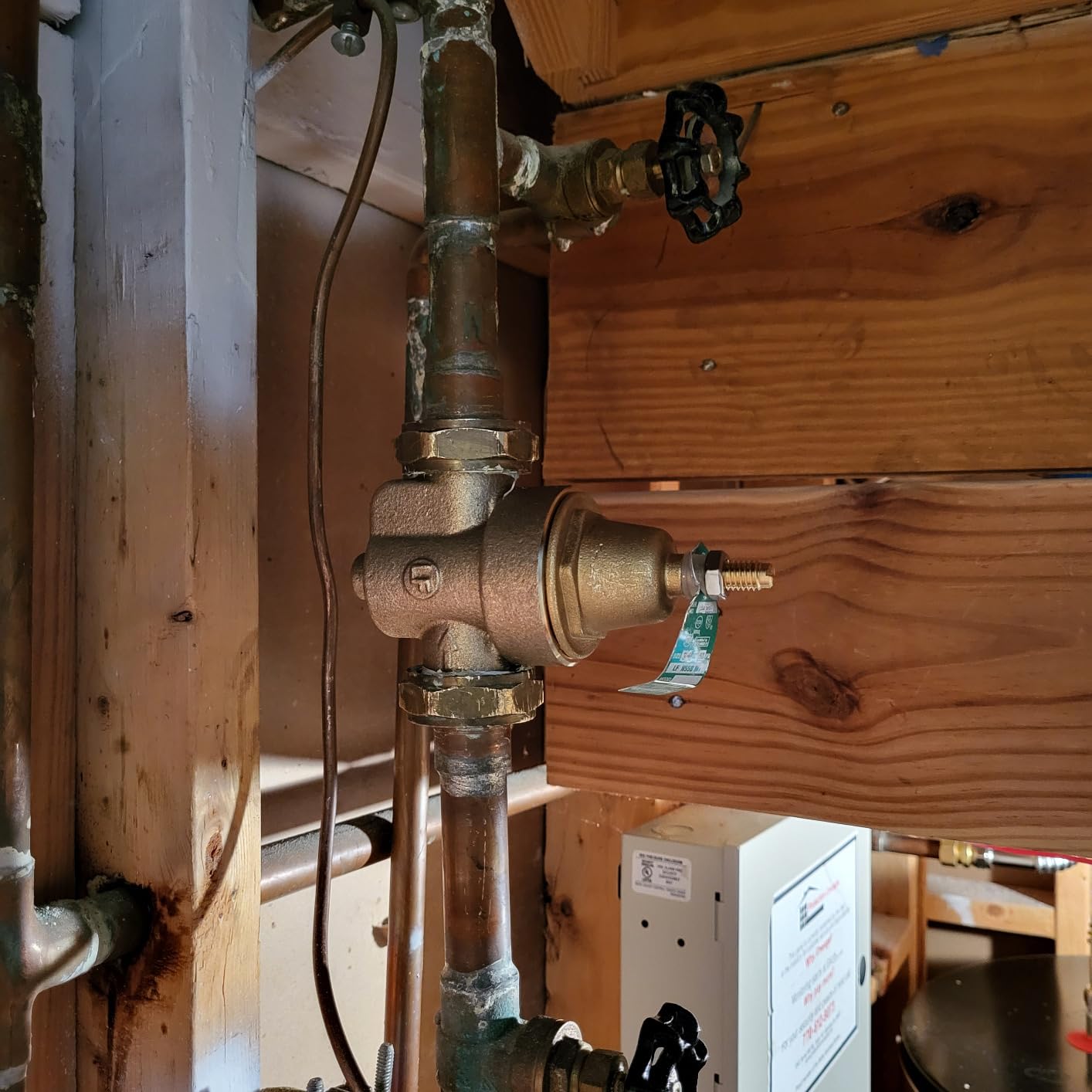 Watts Backflow Preventer 3/4 In Water Pressure Reducing Valve, Npt Thread Union X Npt Female, Max Work 400 psi, Adjust 25-75 psi customer photo 2