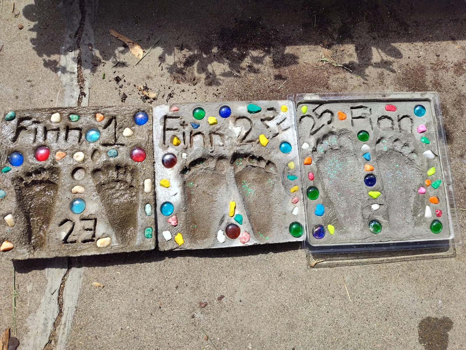 StoneCraft (90111232) 8 Inch Mosaic Stepping Stone Kit customer photo 2