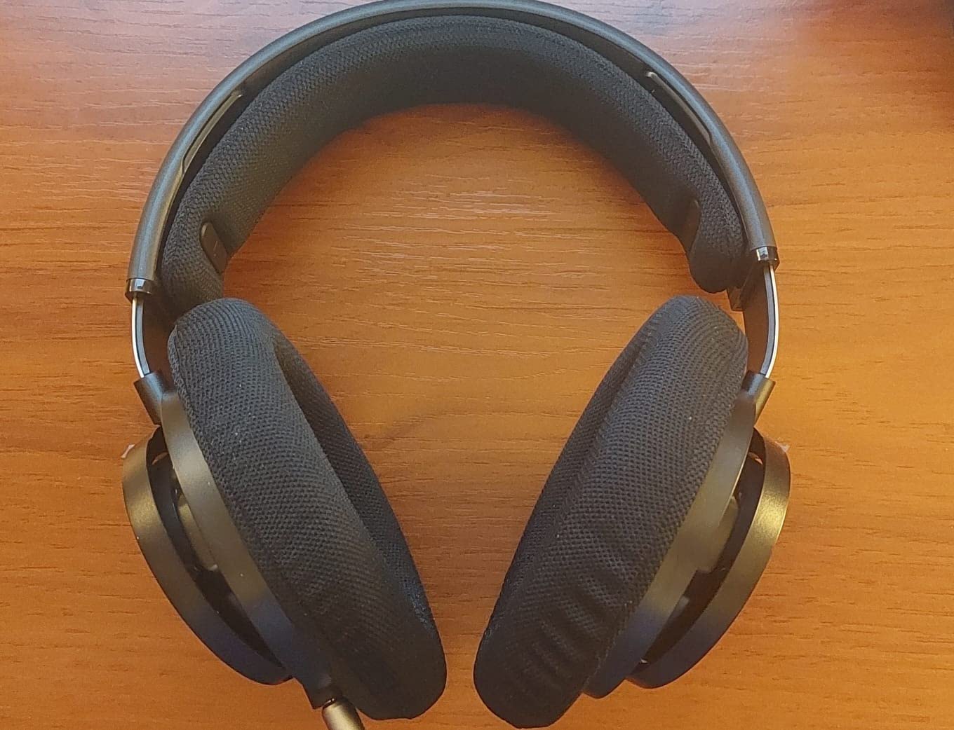 Philips Audio SHP9500 HiFi Precision Stereo Over-Ear Headphones (Black) customer photo 1