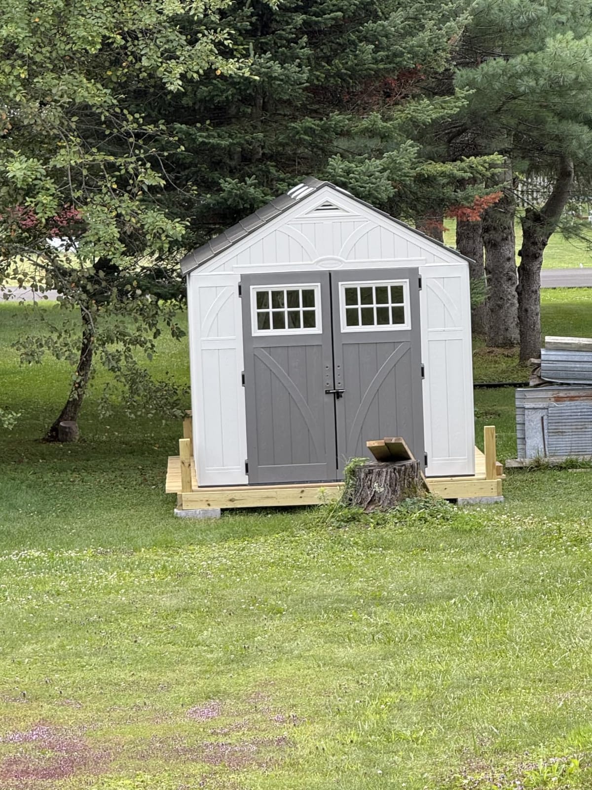Suncast 8x10 Ft. Outdoor Storage Shed - Large Resin Outdoor Shed with Floor Included, Lockable Double Doors & Skylights. 547 Cu Ft Tremont Garden Resin Sheds for Lawn Tools, Riding Mowers, & Bikes customer photo 1
