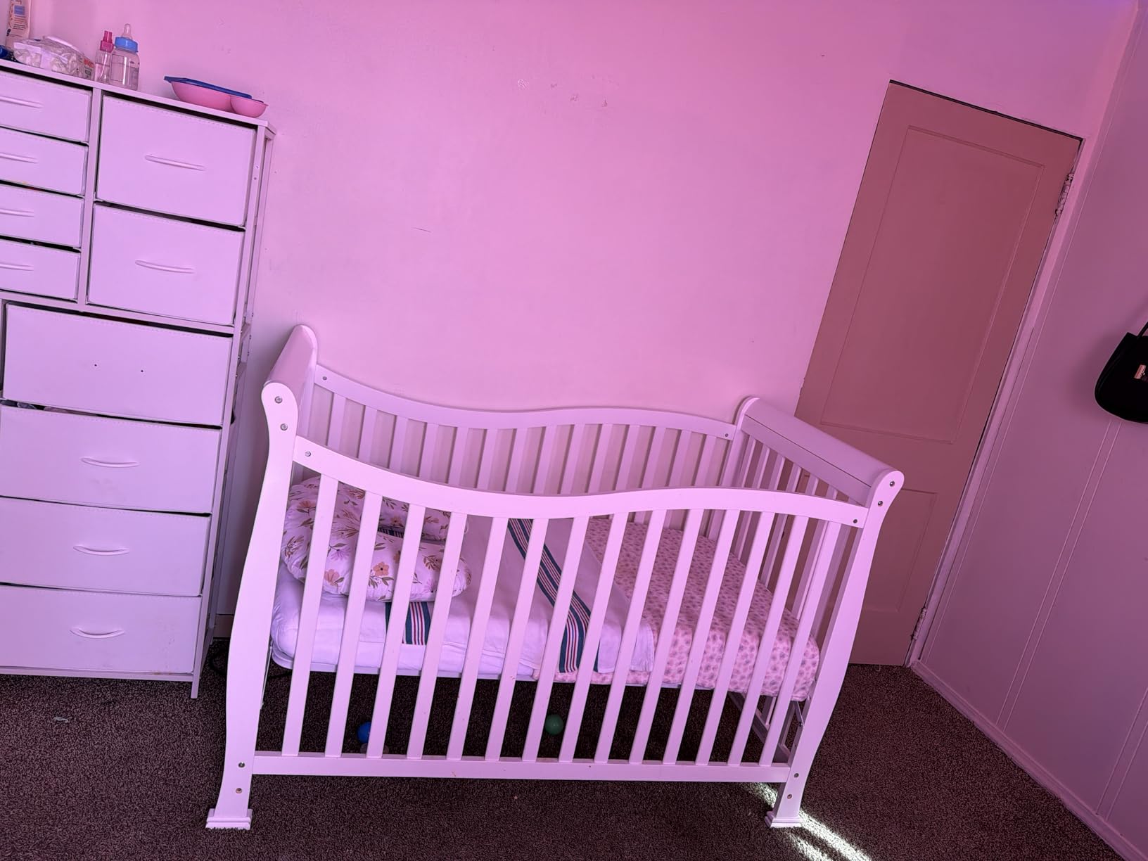 Dream On Me Violet 7-in-1 Convertible Life Style Crib in White, Greenguard Gold Certified, 4 Mattress Height Settings, Made of Sustainable New Zealand Pinewood customer photo 2