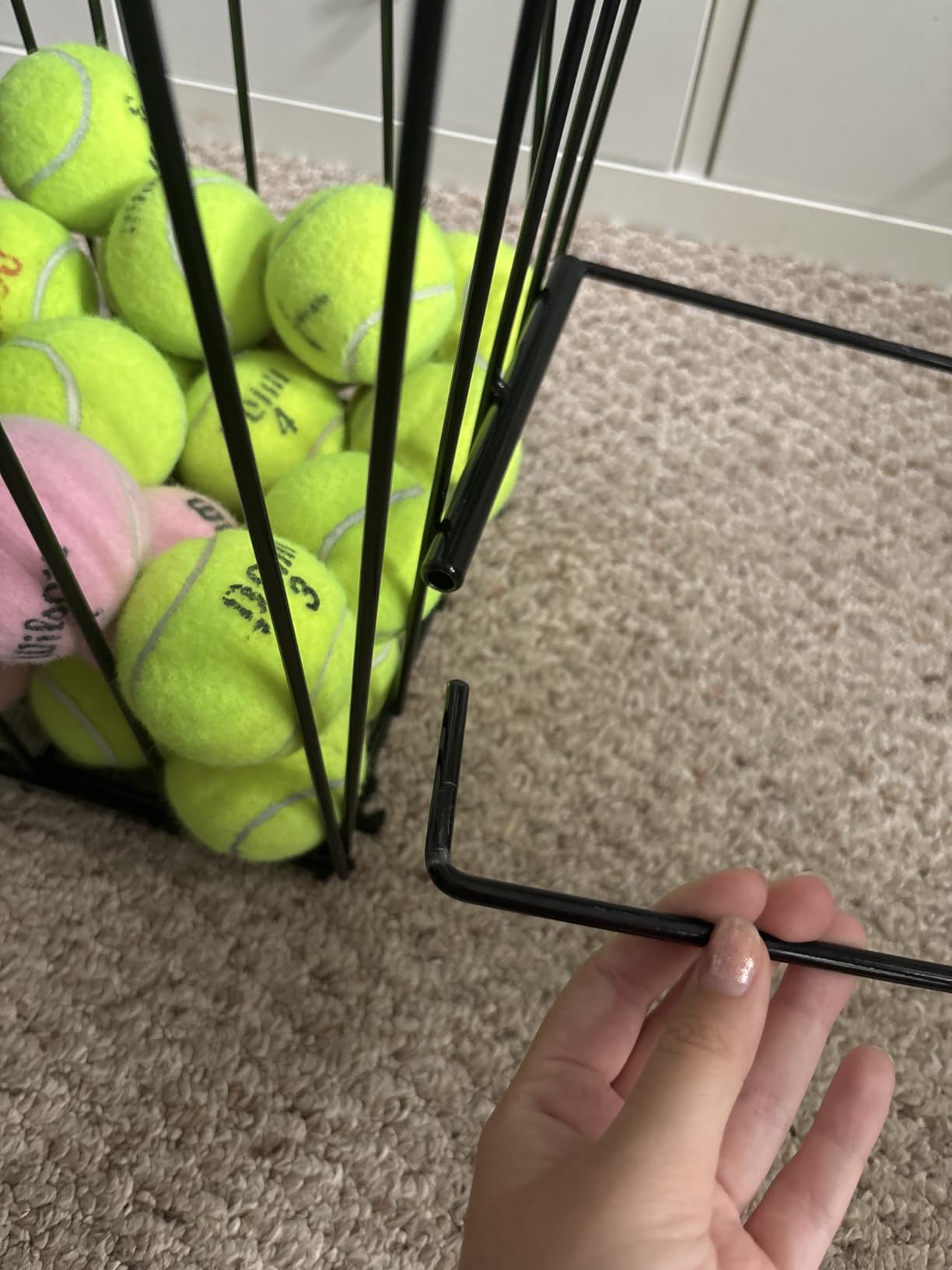 Wilson Unisex Adult Ball Pick Up Basket Tennis Ball Collection Pick-Up Basket, 75 Tennis Balls Capacity, NS customer photo 1