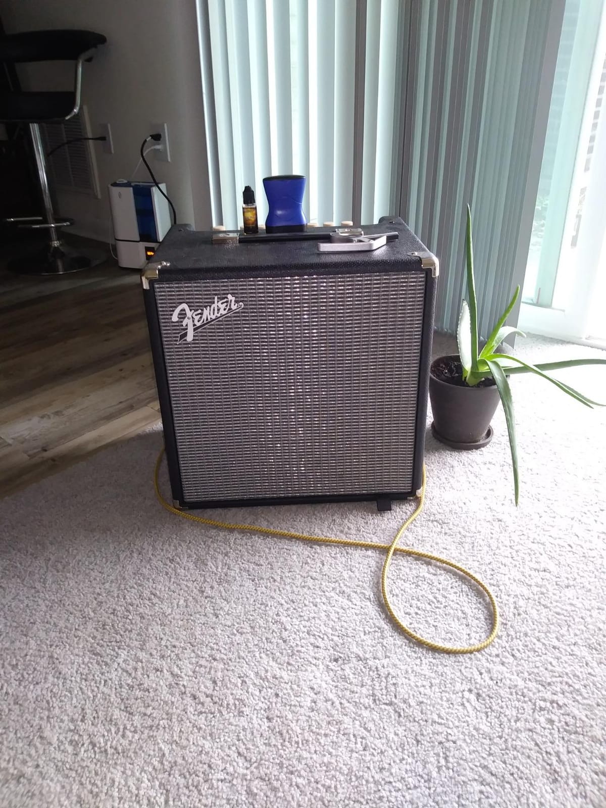 Fender Rumble 40 V3 Bass Amp for Bass Guitar, 40 Watts, with 2-Year Warranty Speaker, with Overdrive Circuit and Mid-Scoop Contour Switch customer photo 1