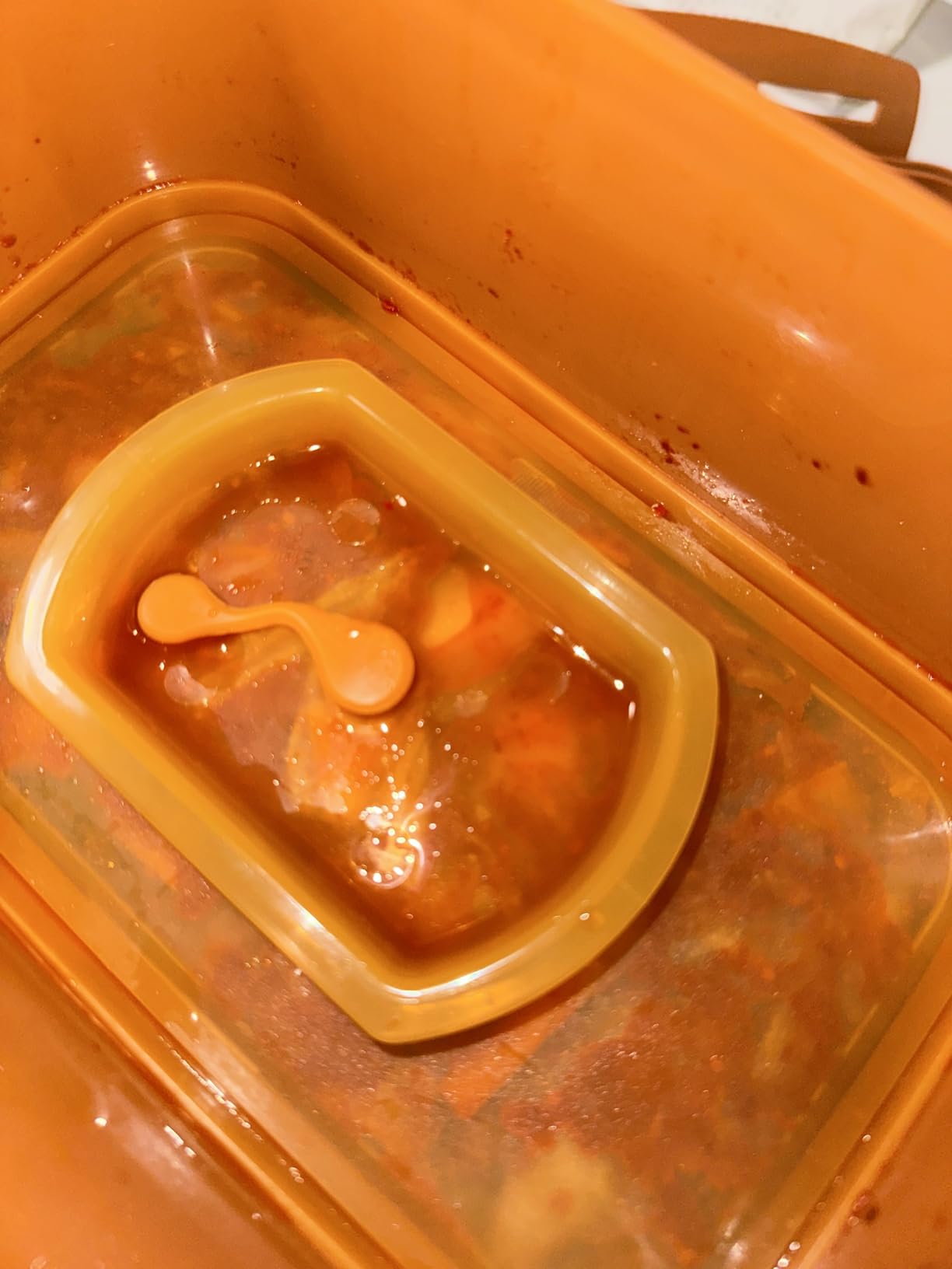 Crazy Korean Cooking Premium Kimchi, Sauerkraut Fermentation and Storage Container with Inner Vacuum Lid (0.4 Gal Sandy Brown (1.7L)) customer photo 1