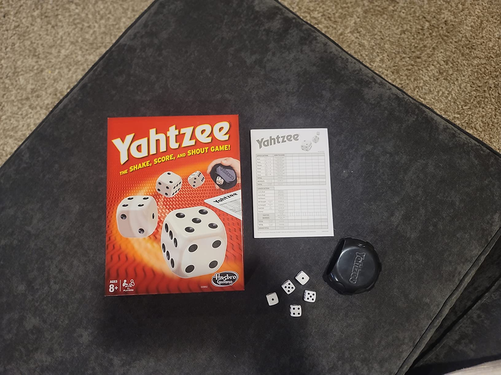 Hasbro Gaming Yahtzee Game, Fast-Playing Dice Games for Kids, Teens, and Adults, Strategy Games, Family Games for Kids, 2 or More Players, Ages 8 and Up customer photo 1