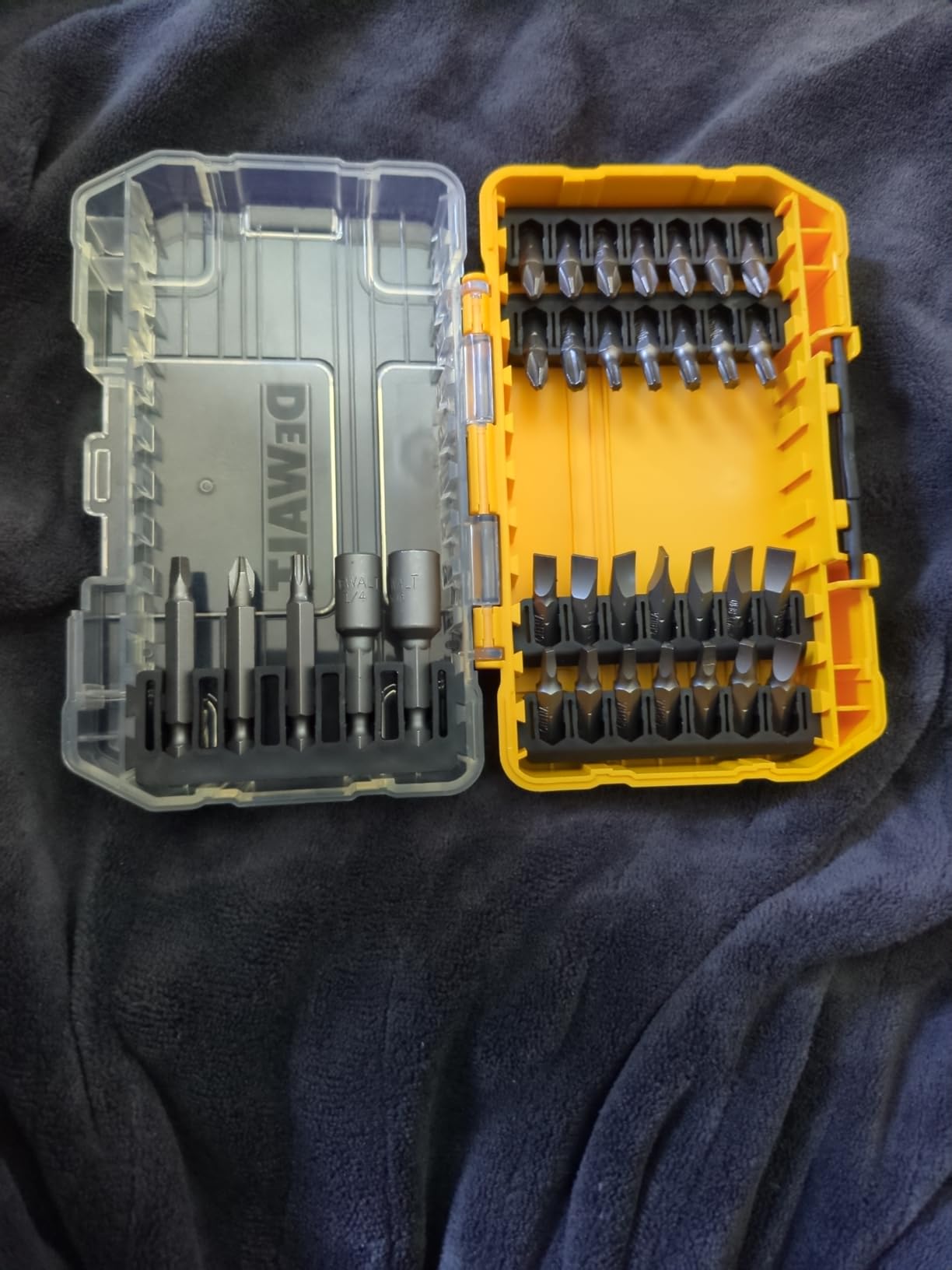 DEWALT Screwdriver Bit Set, 100 Pc Impact Driver Bit Set with Drill Bits, Magnetic Holder and Nut Drivers, FlexTorq Impact Ready, ToughCase Included (DWA2FTS100) customer photo 1