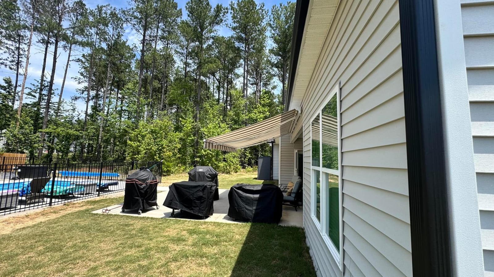 ADVANING Luxury Series, 14'x10' Electric Retractable Awning, Premium Quality Fully Assembled UV+ Sun Shade Canopy, Brick Red Stripes, EA1410-A430H2 customer photo 2
