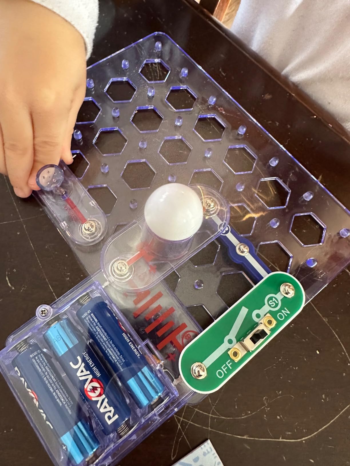SNAP CIRCUITS Beginner SCB-20 STEM Electronics Toy for Kids Ages 5-9 customer photo 1