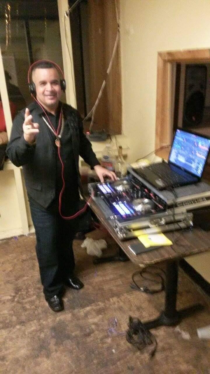 27W DJ Disco Party Light Derby Effect Remote Control, RGBW Beam Output Through 48 Lenses, DMX512 & Sound Activated customer photo 1