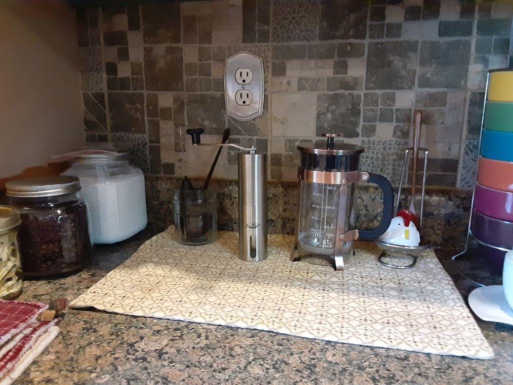 JavaPresse Manual Stainless Steel Coffee Grinder - 18 Adjustable Settings, Portable Conical Burr Grinder for Camping, Travel, Espresso - With Hand Crank customer photo 1