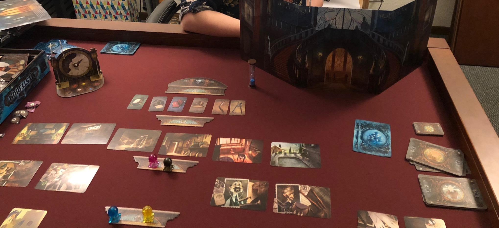 Asmodee Mysterium Board Game - Enigmatic Cooperative Mystery Game with Ghostly Intrigue, Family Fun for Kids & Adults, Ages 10+, 2-7 Players, 42 Minute Playtime customer photo 2