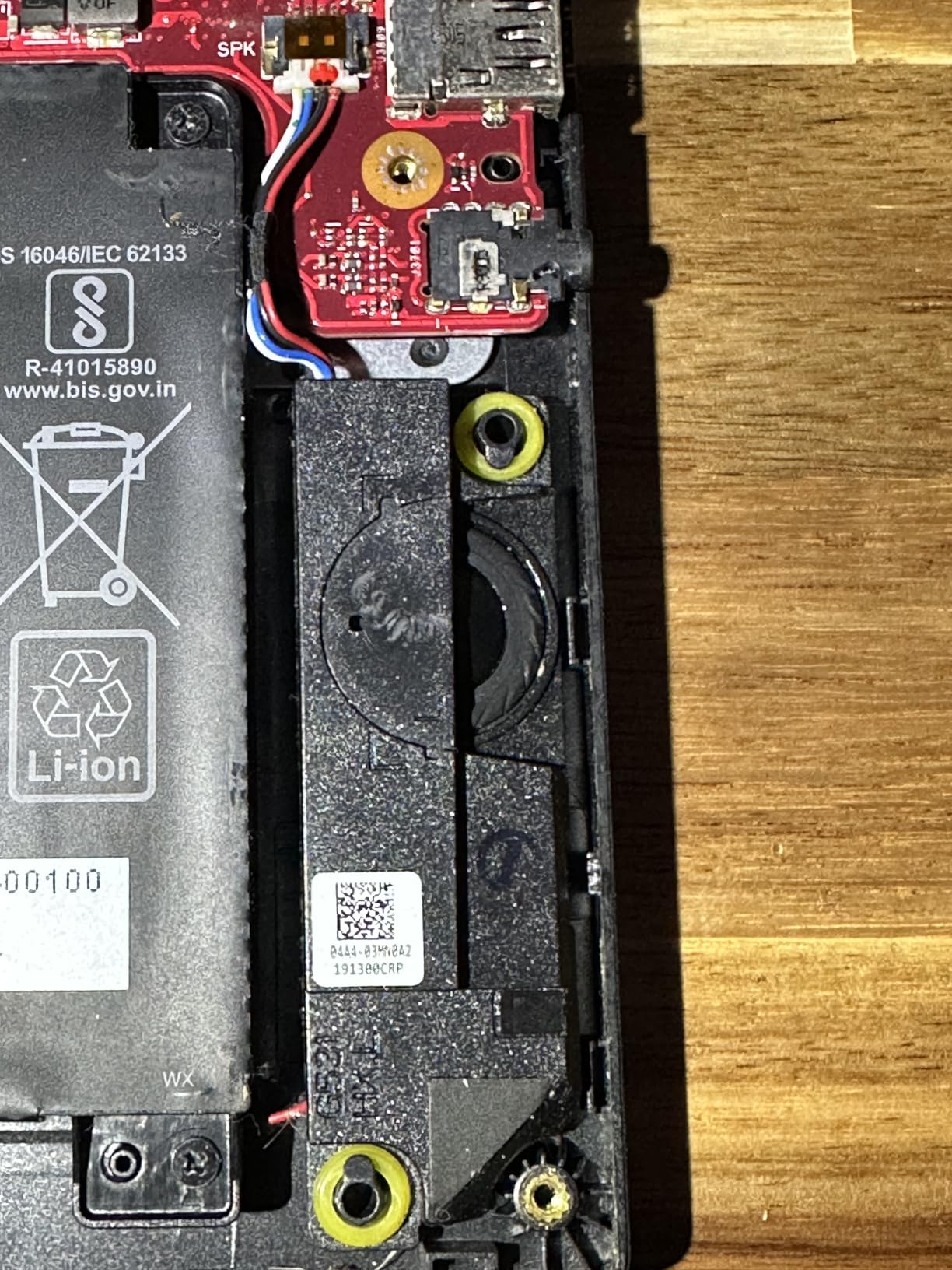 Kaisi Professional Electronics Opening Pry Tool Repair Kit Metal Spudger customer photo 2