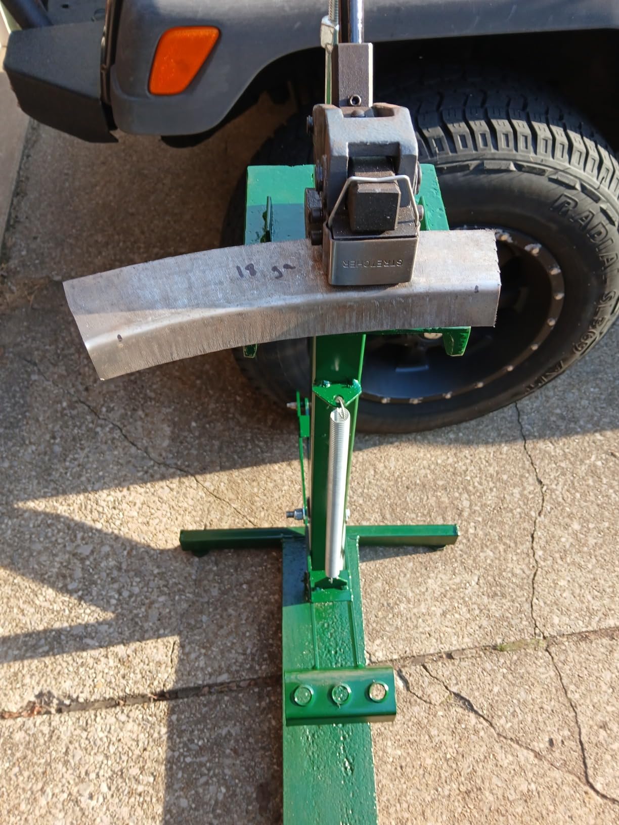 Metal Shrinker Stretcher, 18 Gauge KAKA INDUSTRIAL SS-18 | 1 in throat depth bench tool, For 16 gauge aluminum sheet customer photo 2