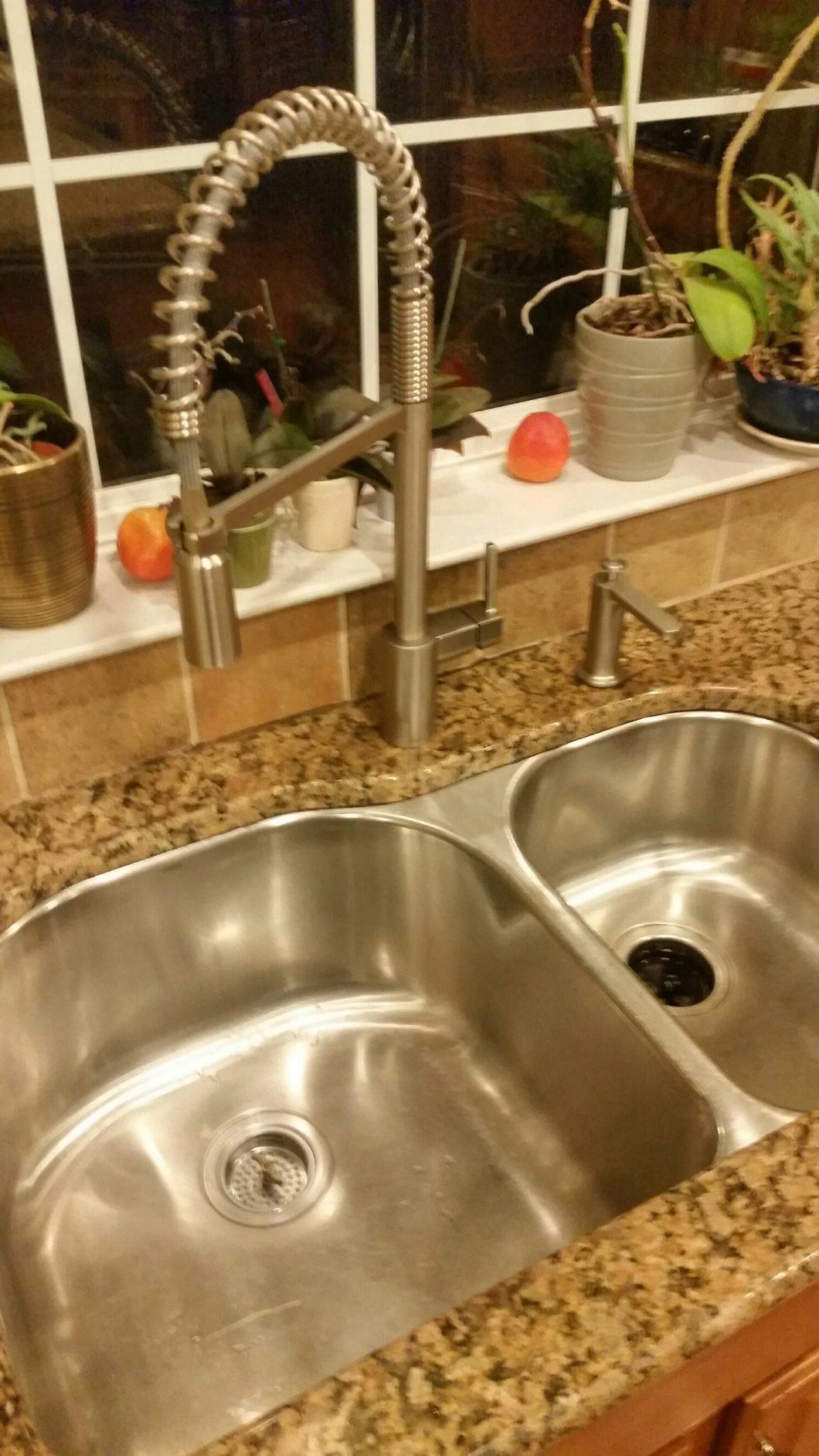 Moen Align Spot Resist Stainless Pulldown Kitchen Faucet, Single Hole, Modern Spring Style with Pre-Rinse and Power Boost Pull Down Sprayer, Easy Installation, 5923SRS customer photo 2
