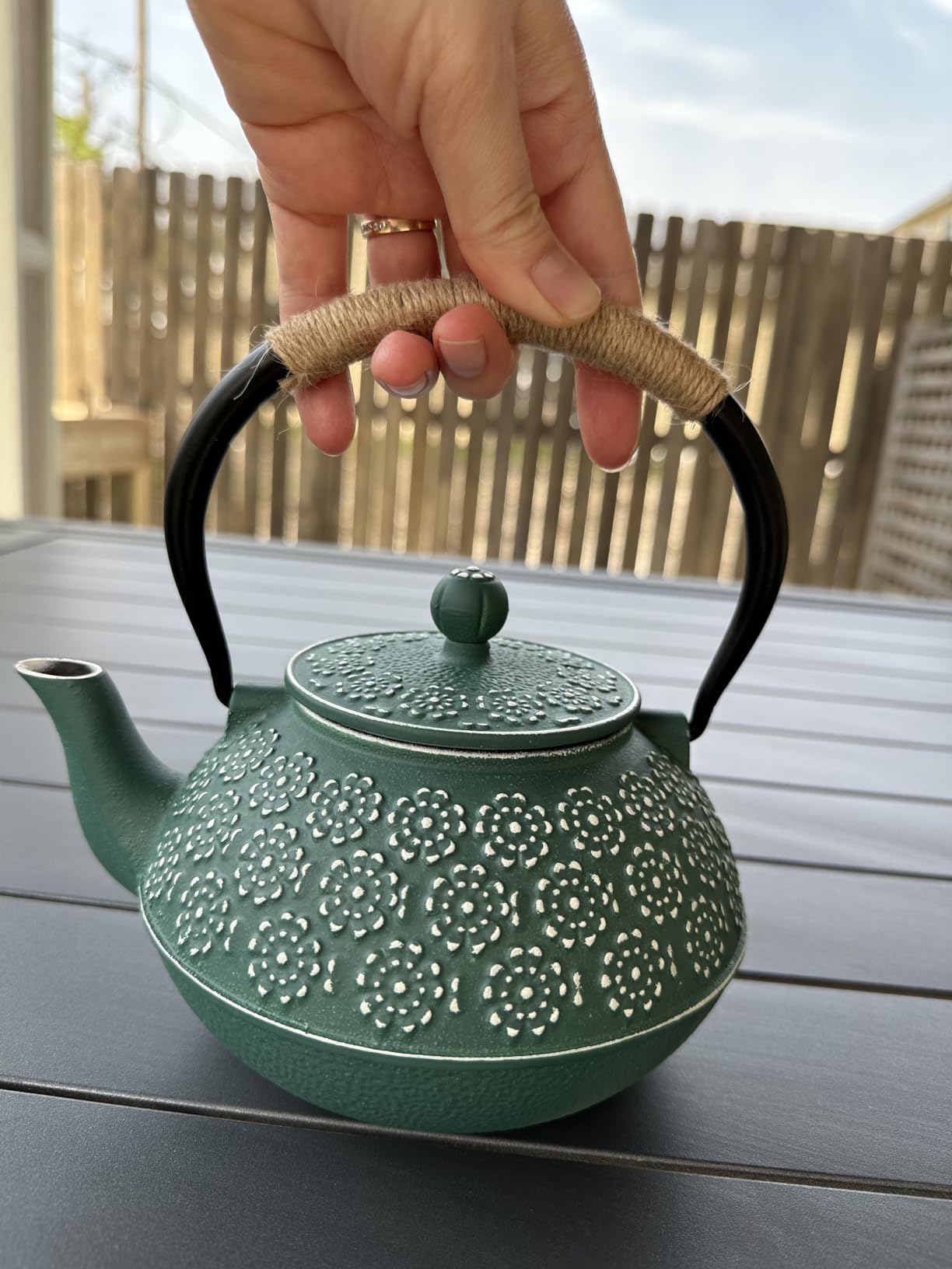 Sotya Cast Iron Tea Pot with Infusers for Loose Tea, 40oz Japanese Tetsubin customer photo 2